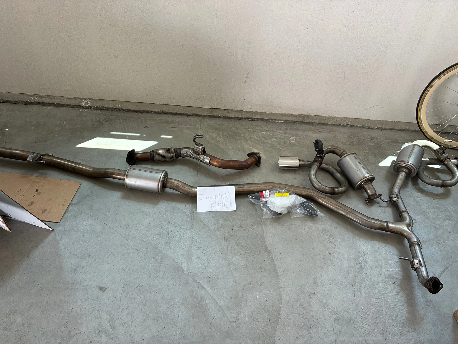 11th Gen Honda Civic Civic Si OEM exhaust IMG_9422
