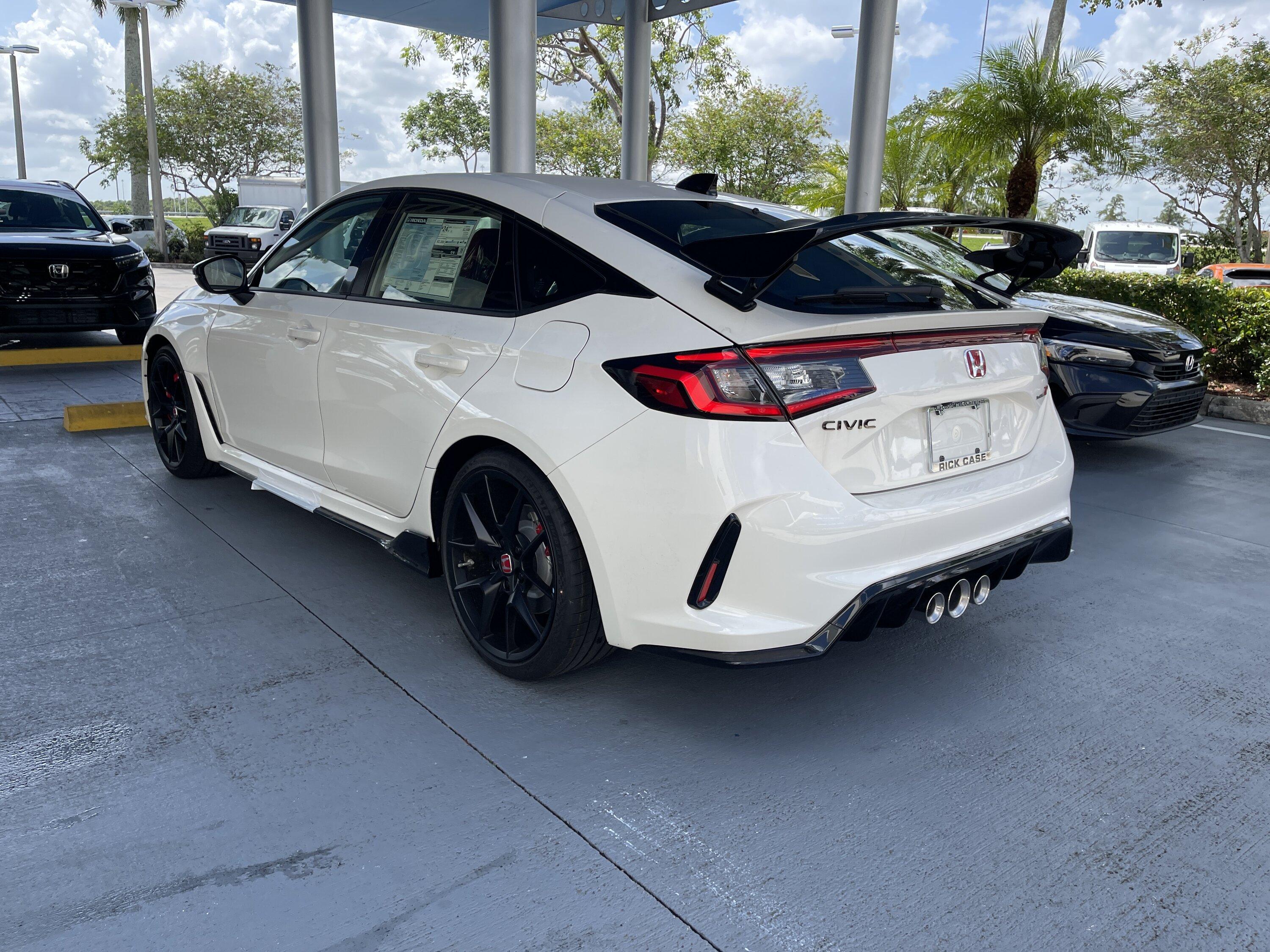 11th Gen Honda Civic The FL5 Dealer ADM Markup Thread IMG_9995