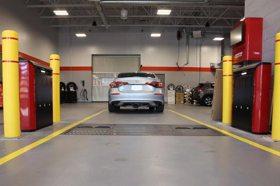 11th Gen Honda Civic Official LUNAR SILVER METALLIC 2022+ 11th Gen Civic & Si Thread Lunar Silver 2022 Civic Sedan 4