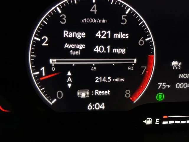 11th Gen Honda Civic 2022 Honda Civic Si MPG Fuel Economy real-life test via DailyMotor! mileag
