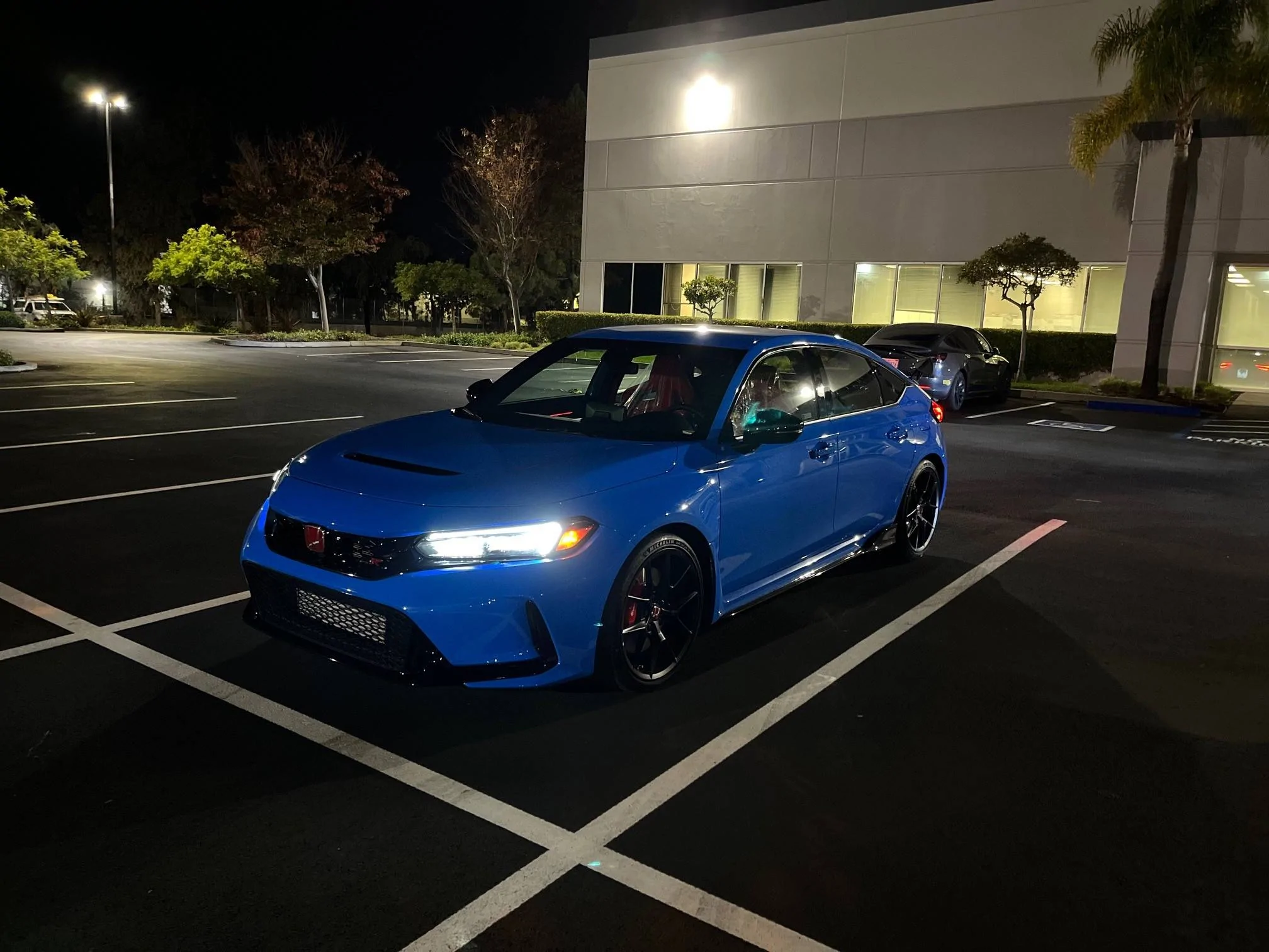 11th Gen Honda Civic Official BOOST BLUE FL5 Type R Photos Thread night