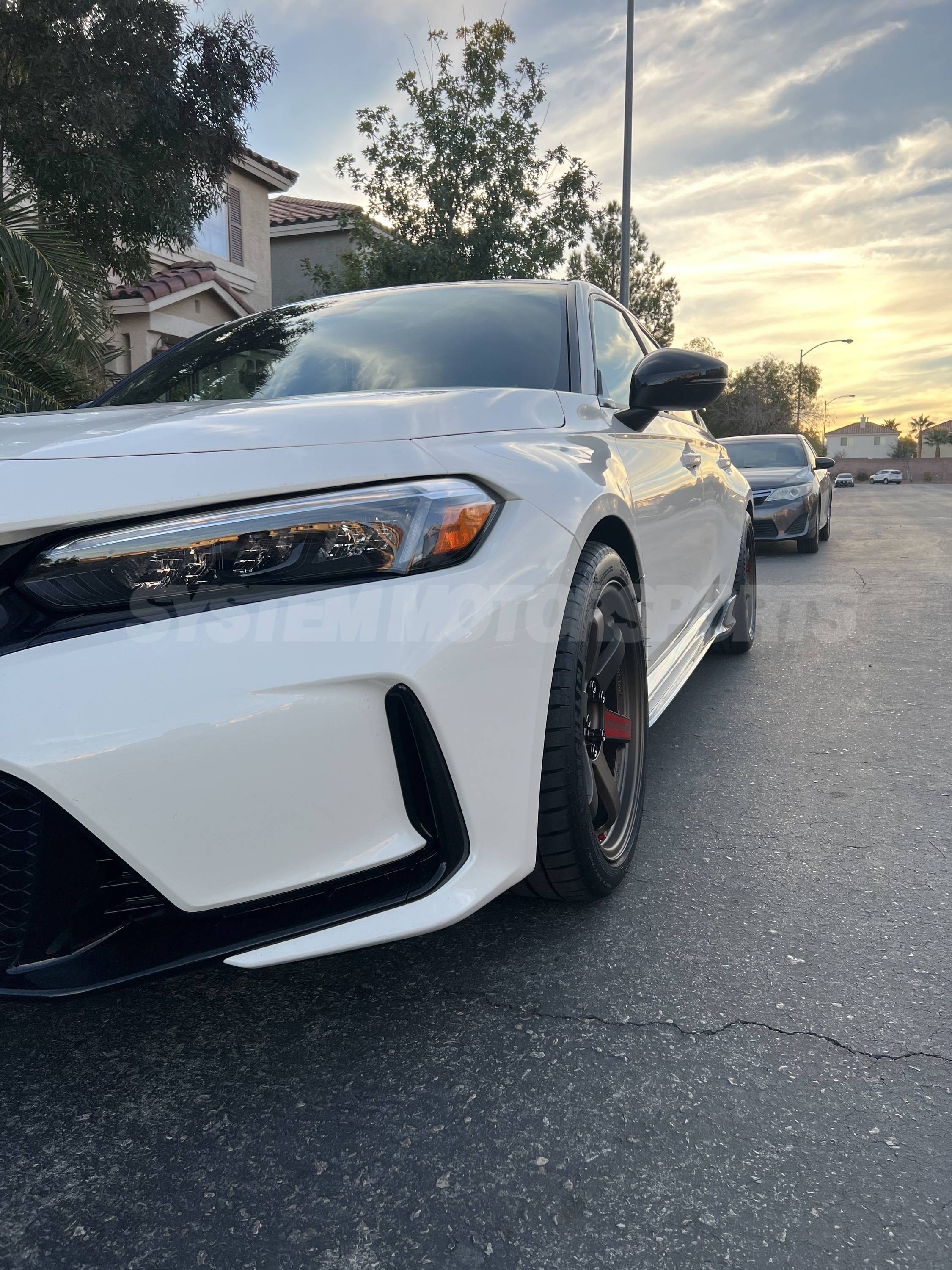 11th Gen Honda Civic Specs for 18" tires on 2022 Civic Type R nJdRAti