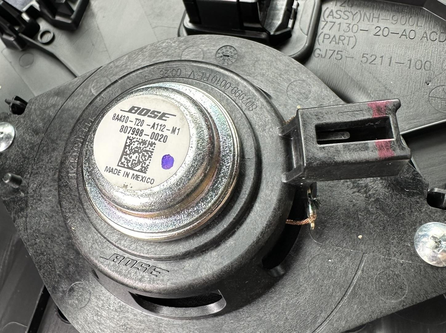 11th Gen Honda Civic Icehawk's "OEM+" speaker upgrade OEM center