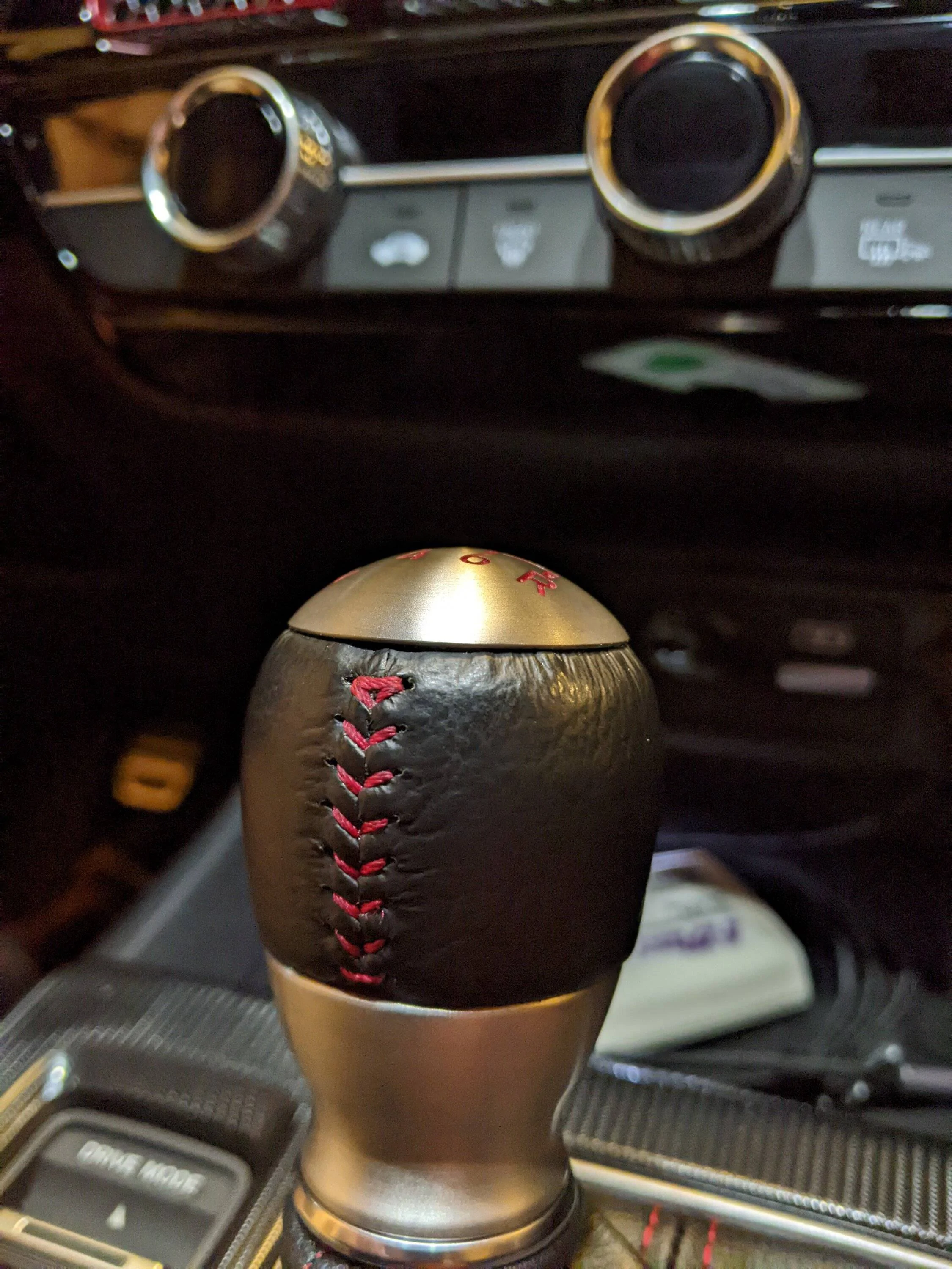 11th Gen Honda Civic Sharp edge on shift knob PXL_20220703_012319800