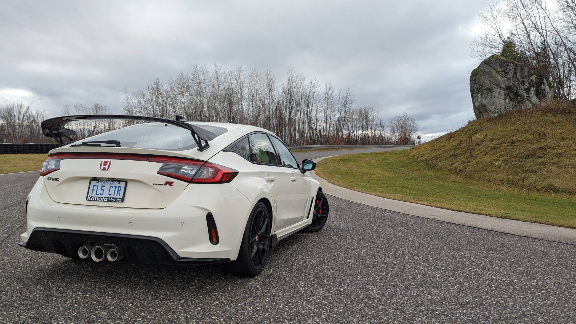 11th Gen Honda Civic First 500KMs Driving and FL5 Track Impressions @ Calabogie Motorsports Park, Longest Track in Canada PXL_20221112_175851586