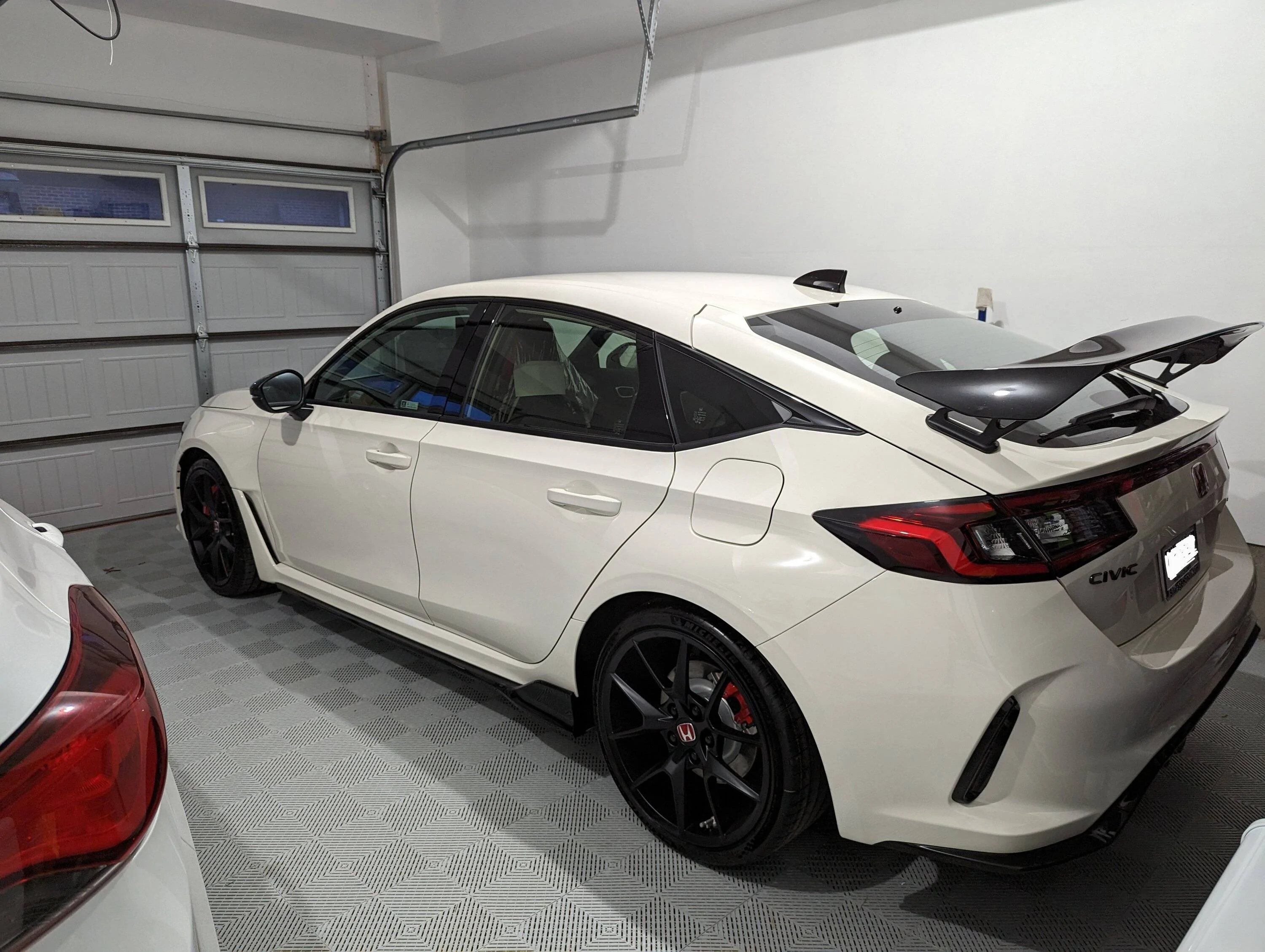 11th Gen Honda Civic Official CHAMPIONSHIP WHITE FL5 Type R Photos Thread PXL_20221214_215105516~2