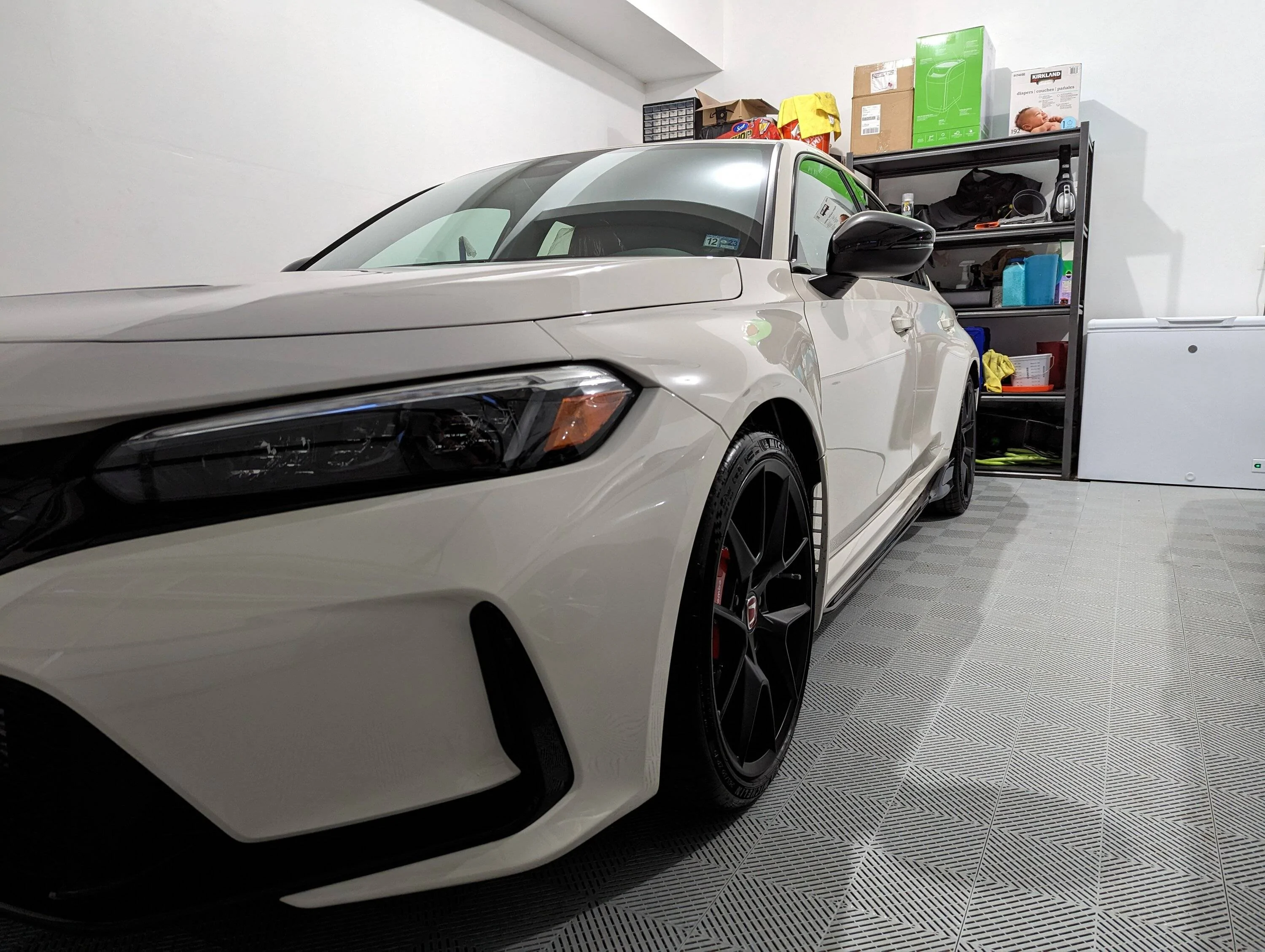 11th Gen Honda Civic Official CHAMPIONSHIP WHITE FL5 Type R Photos Thread PXL_20221214_215127786