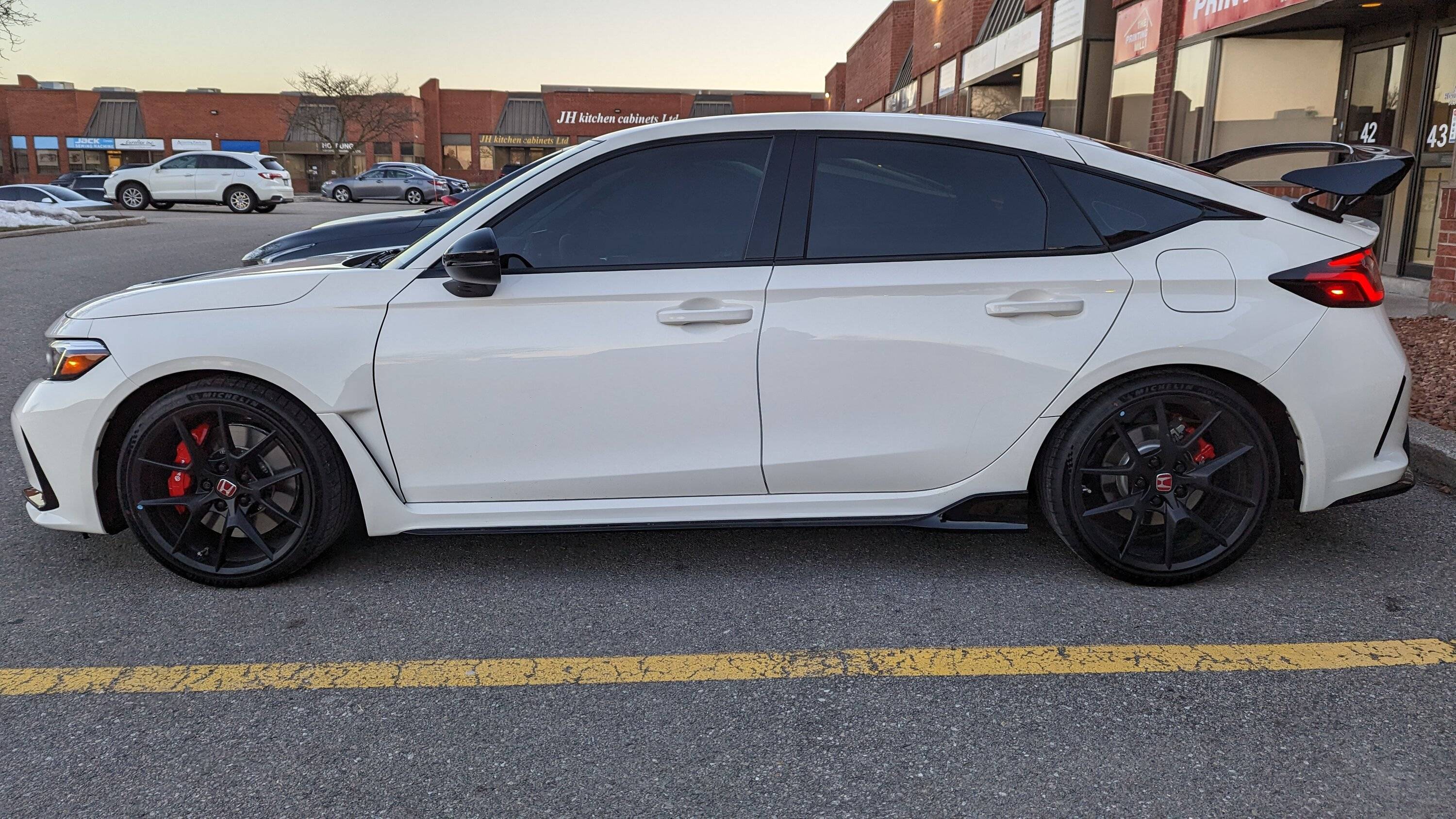 11th Gen Honda Civic Show your % of tint on your FL5 PXL_20230107_214906792