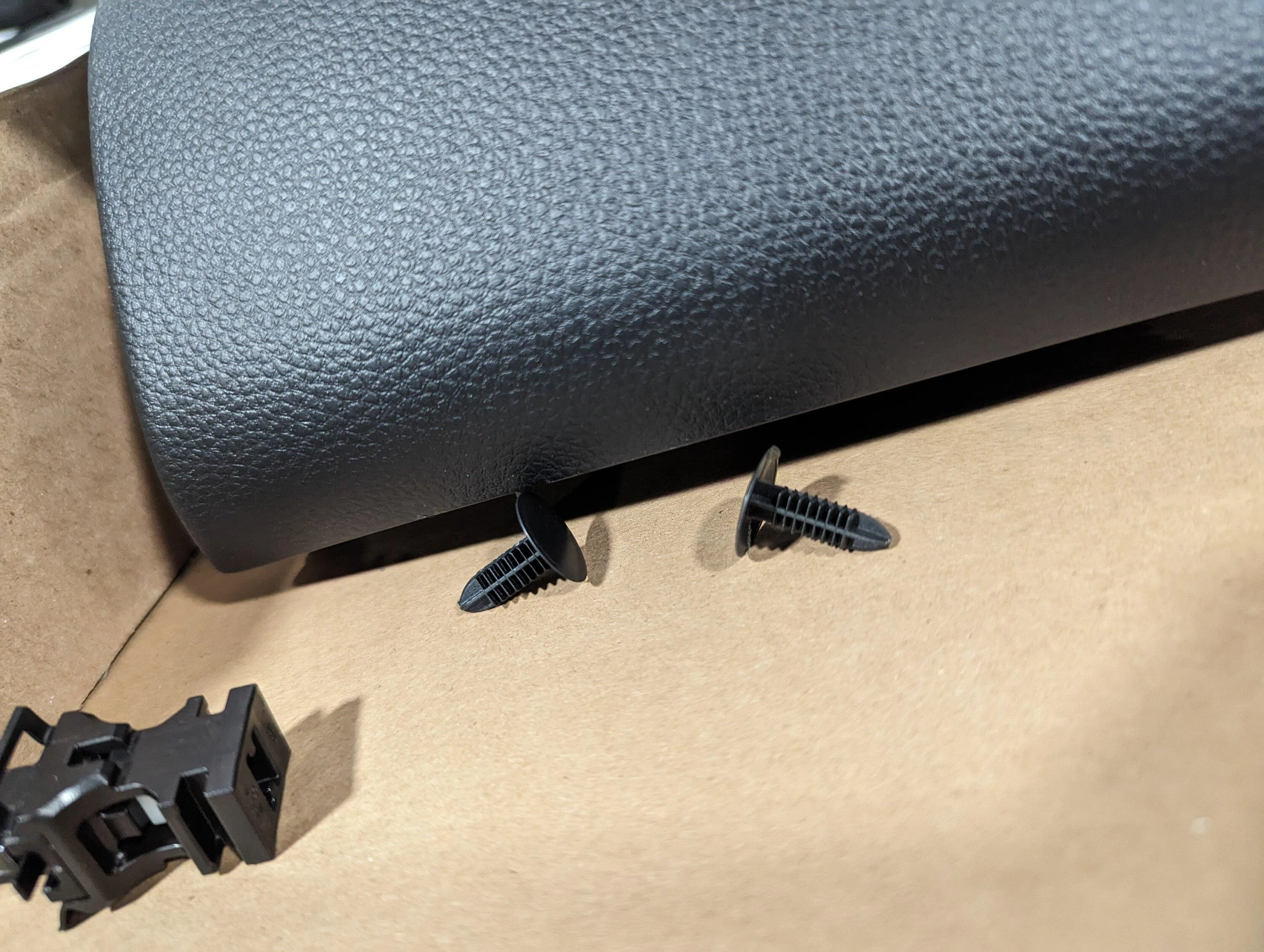 11th Gen Honda Civic Rear vents/USB port mod PXL_20230814_143106019