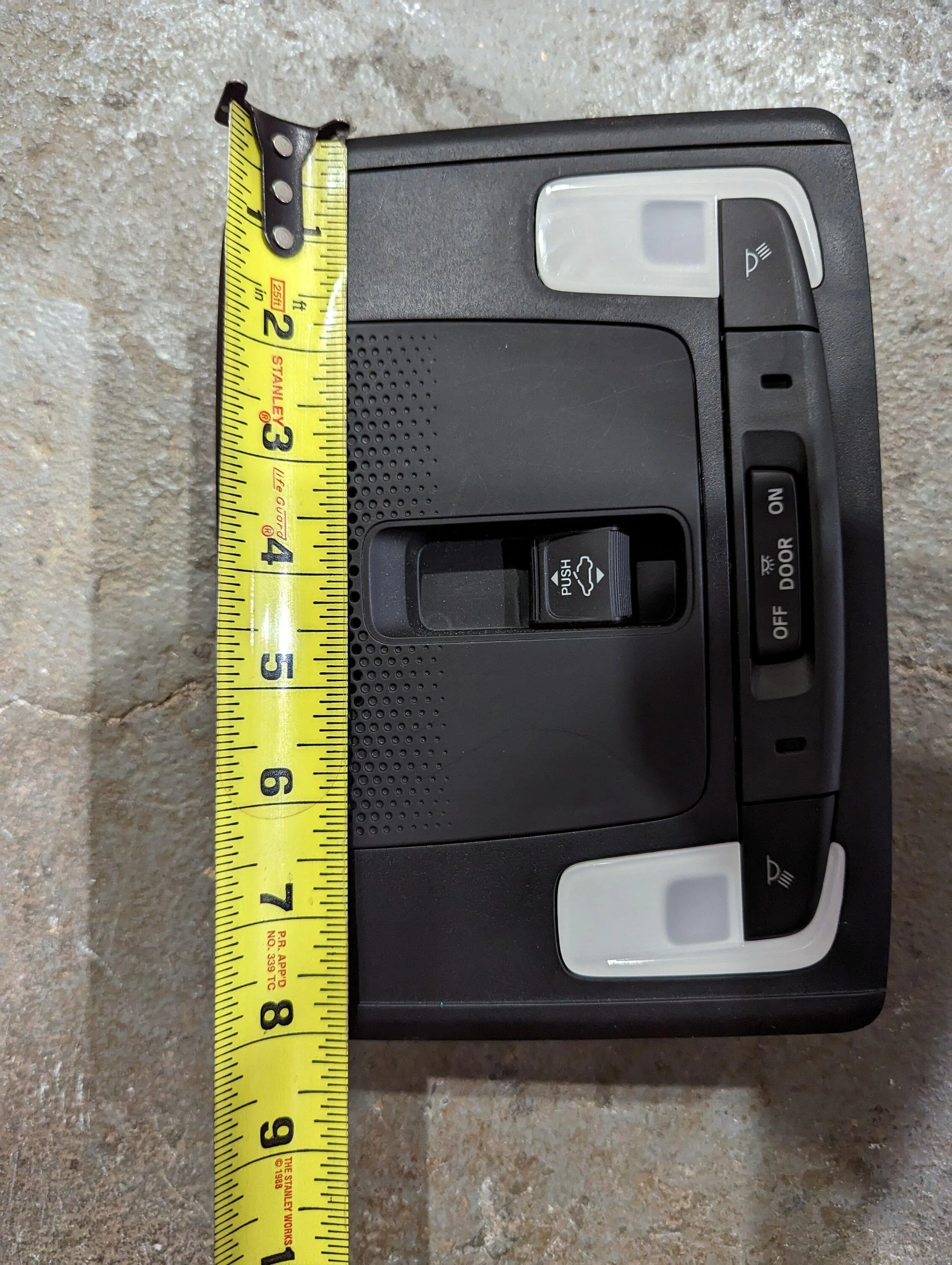 11th Gen Honda Civic Installed Sunglass Holder in US 2022 Civic Si PXL_20230830_003333744