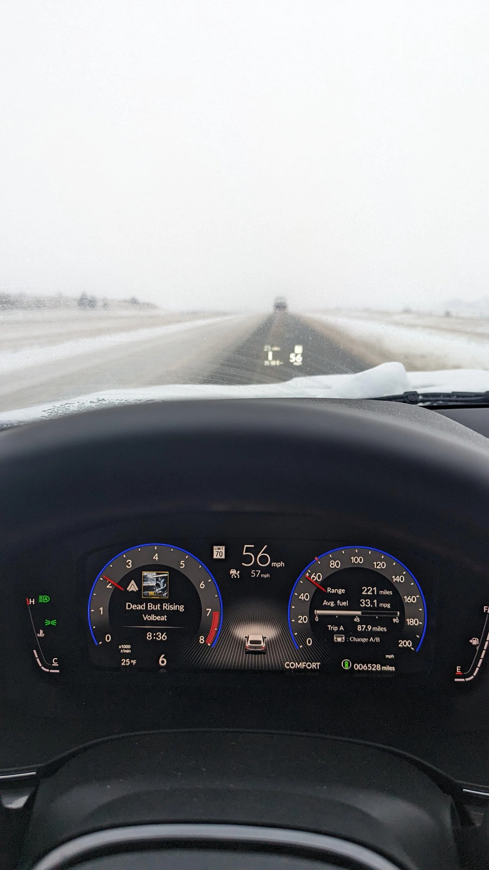 11th Gen Honda Civic 30 MPG PXL_20240119_133610104