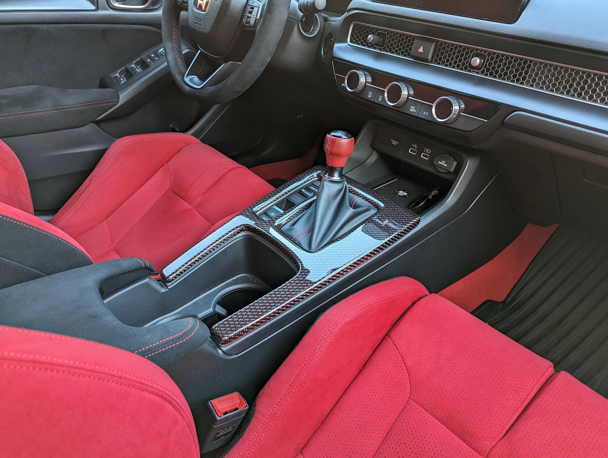 11th Gen Honda Civic CarbonSixthElement Mirror Caps and Console Cover PXL_20240304_160829030