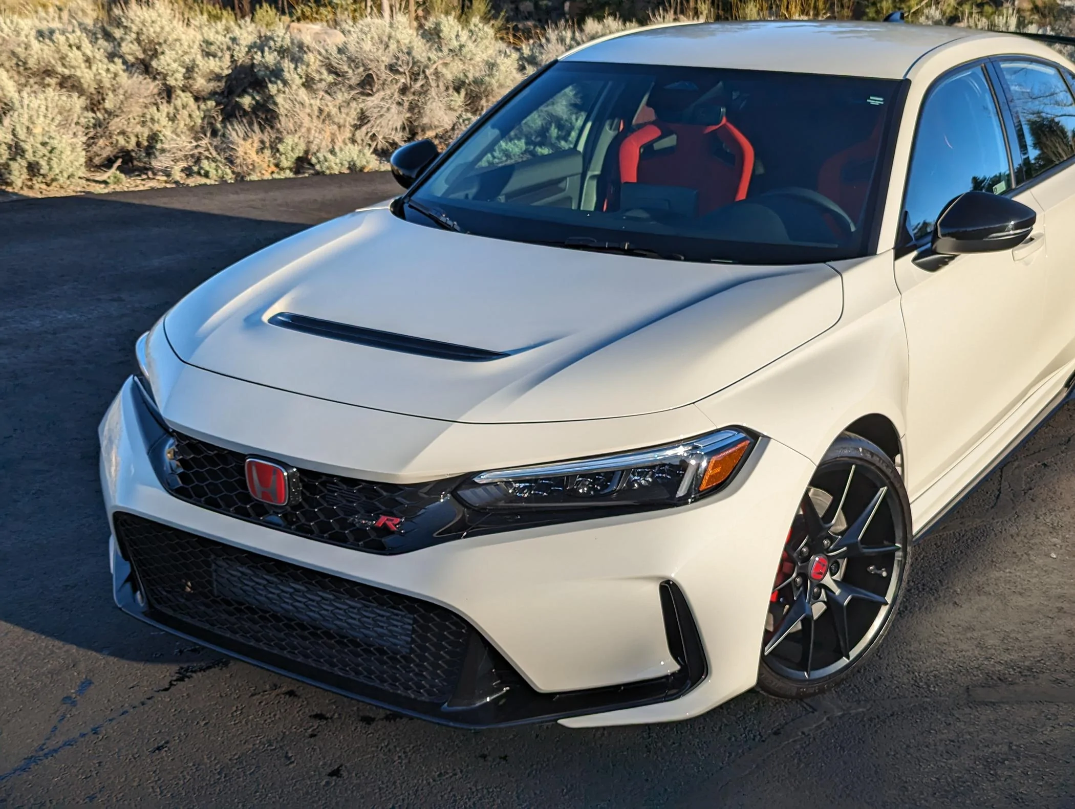 11th Gen Honda Civic 2023 Civic Type R 4900 Miles Championship White Reno, NV/NorCal PXL_20240412_014311674