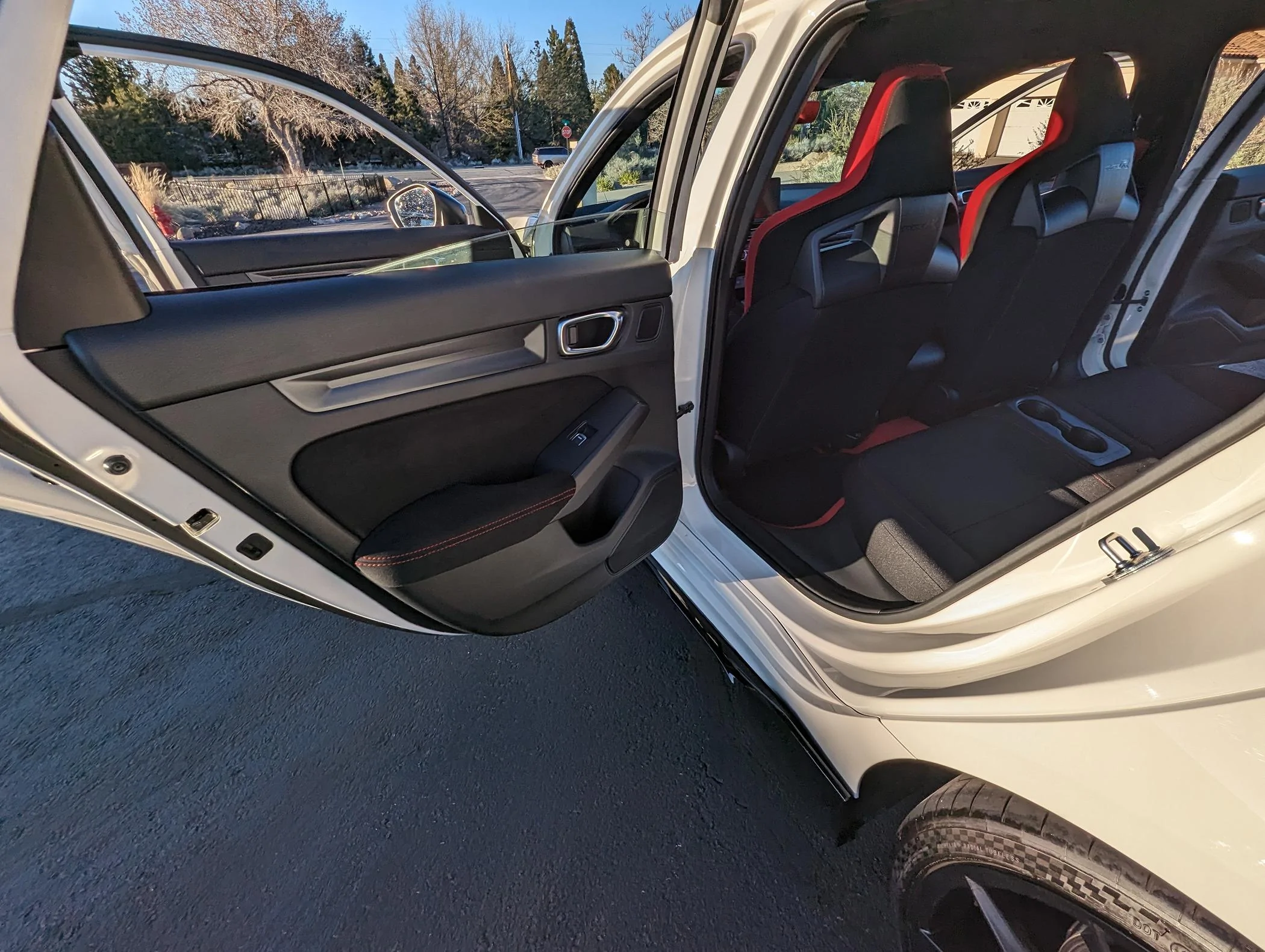 11th Gen Honda Civic 2023 Civic Type R 4900 Miles Championship White Reno, NV/NorCal PXL_20240412_014718765