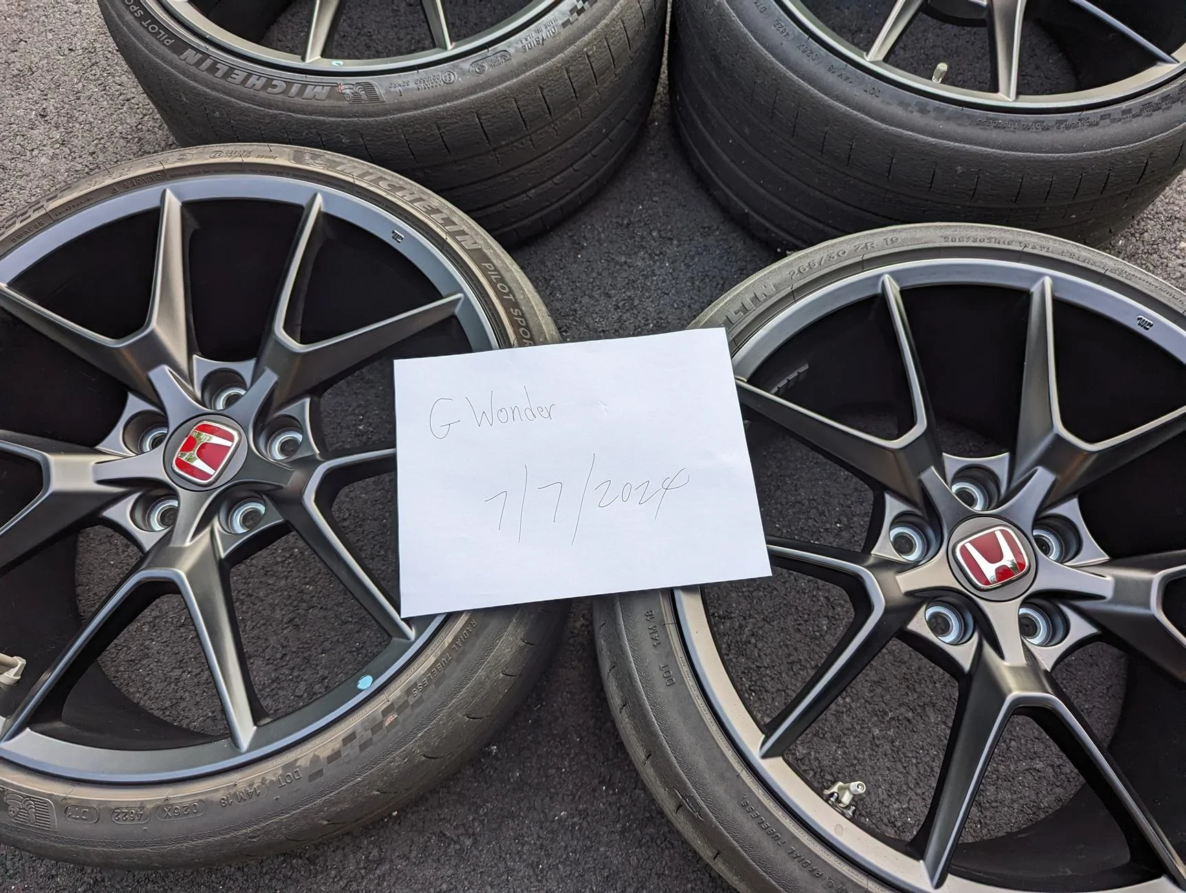 11th Gen Honda Civic FL5 OEM 19" wheels (4) $1000 PXL_20240707_232457760