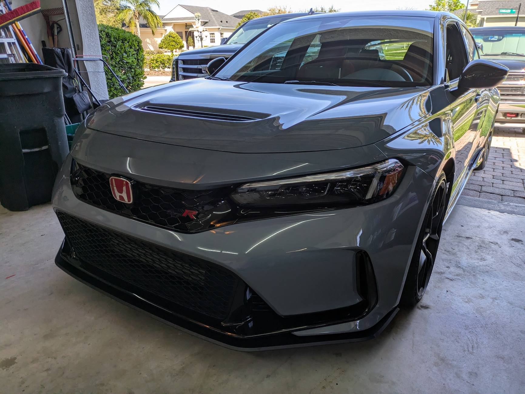 11th Gen Honda Civic Fl5 front lip help PXL_20250228_192604959.MP