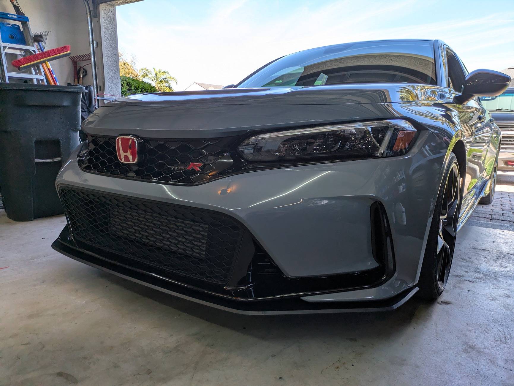 11th Gen Honda Civic Project Aero front lip and Alplus aero guards PXL_20250228_192610260.MP