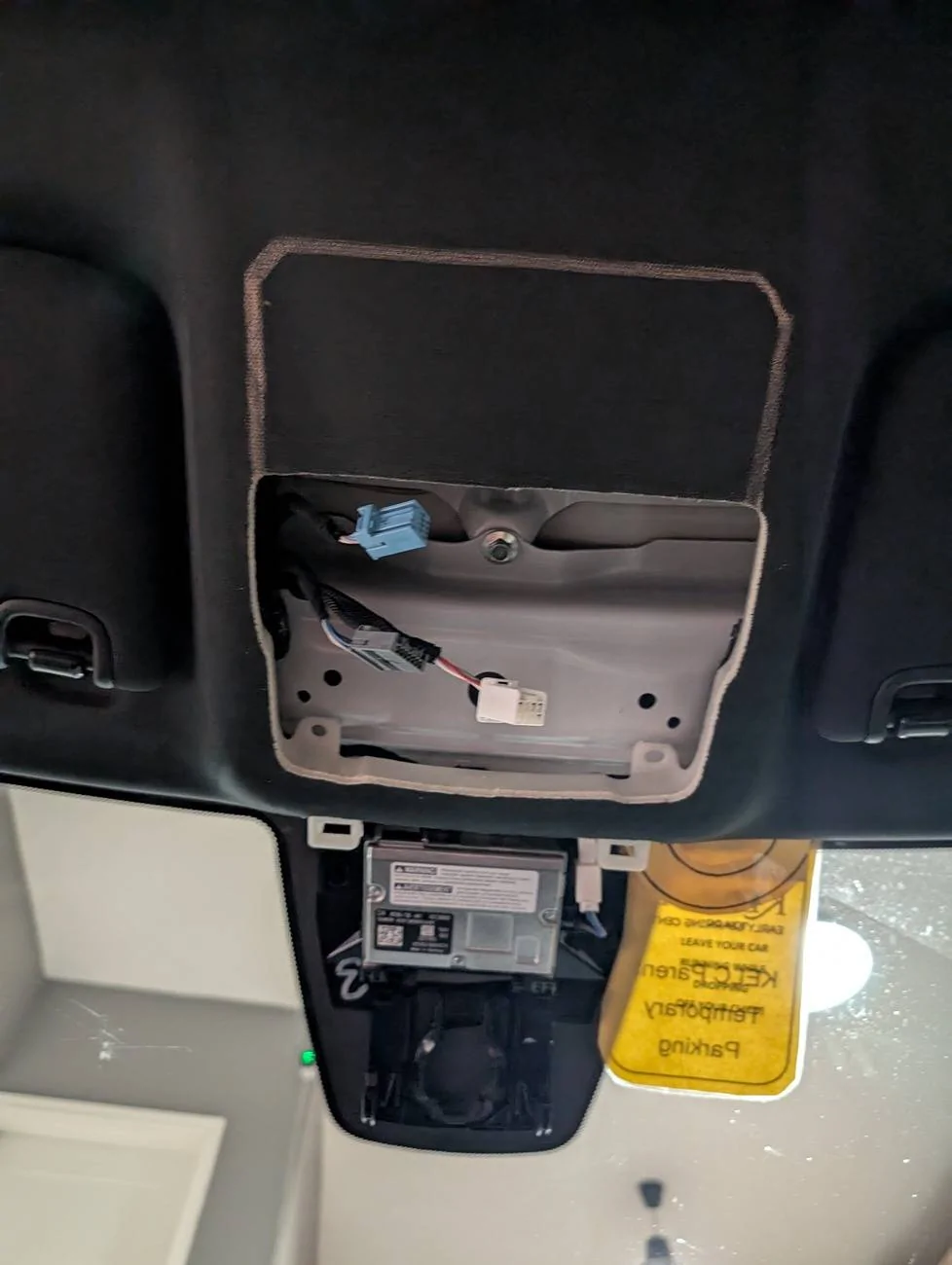 11th Gen Honda Civic Installed Sunglass Holder in US 2022 Civic Si PXL_20250423_011618197