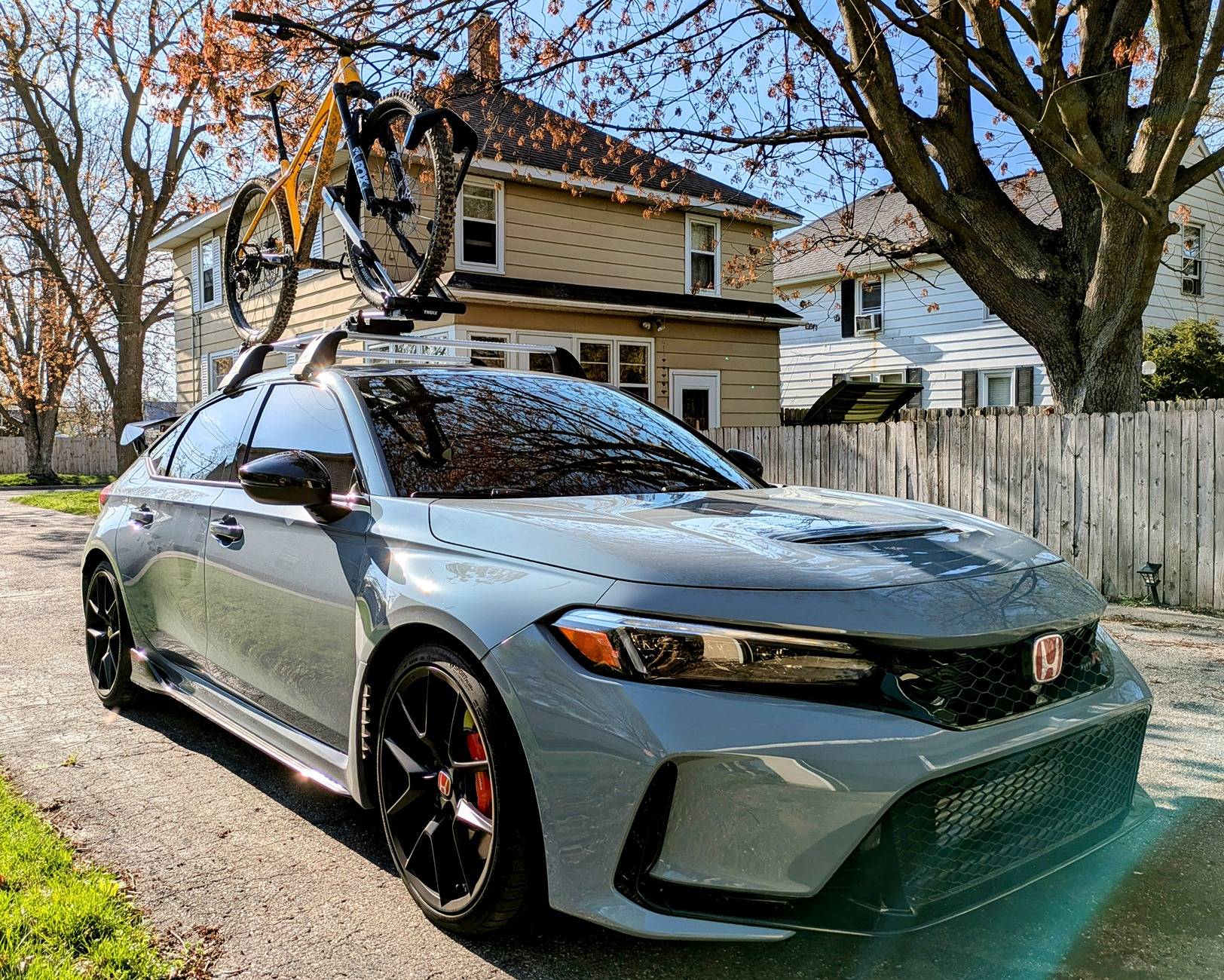 11th Gen Honda Civic Official SONIC GRAY PEARL FL5 Type R Photos Thread PXL_20250424_214913941~2