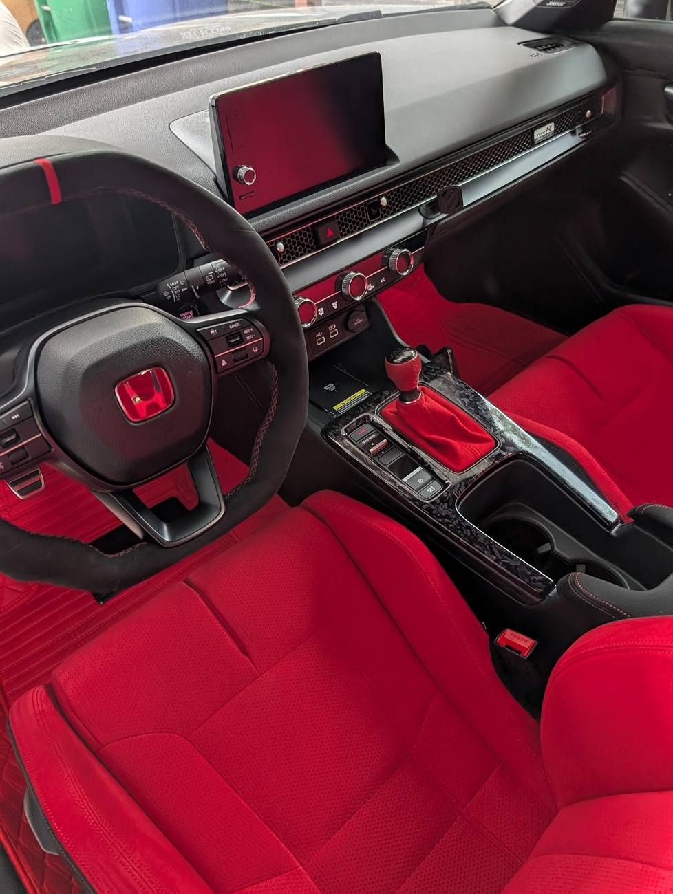 11th Gen Honda Civic Post your customized interior PXL_20250502_195027614