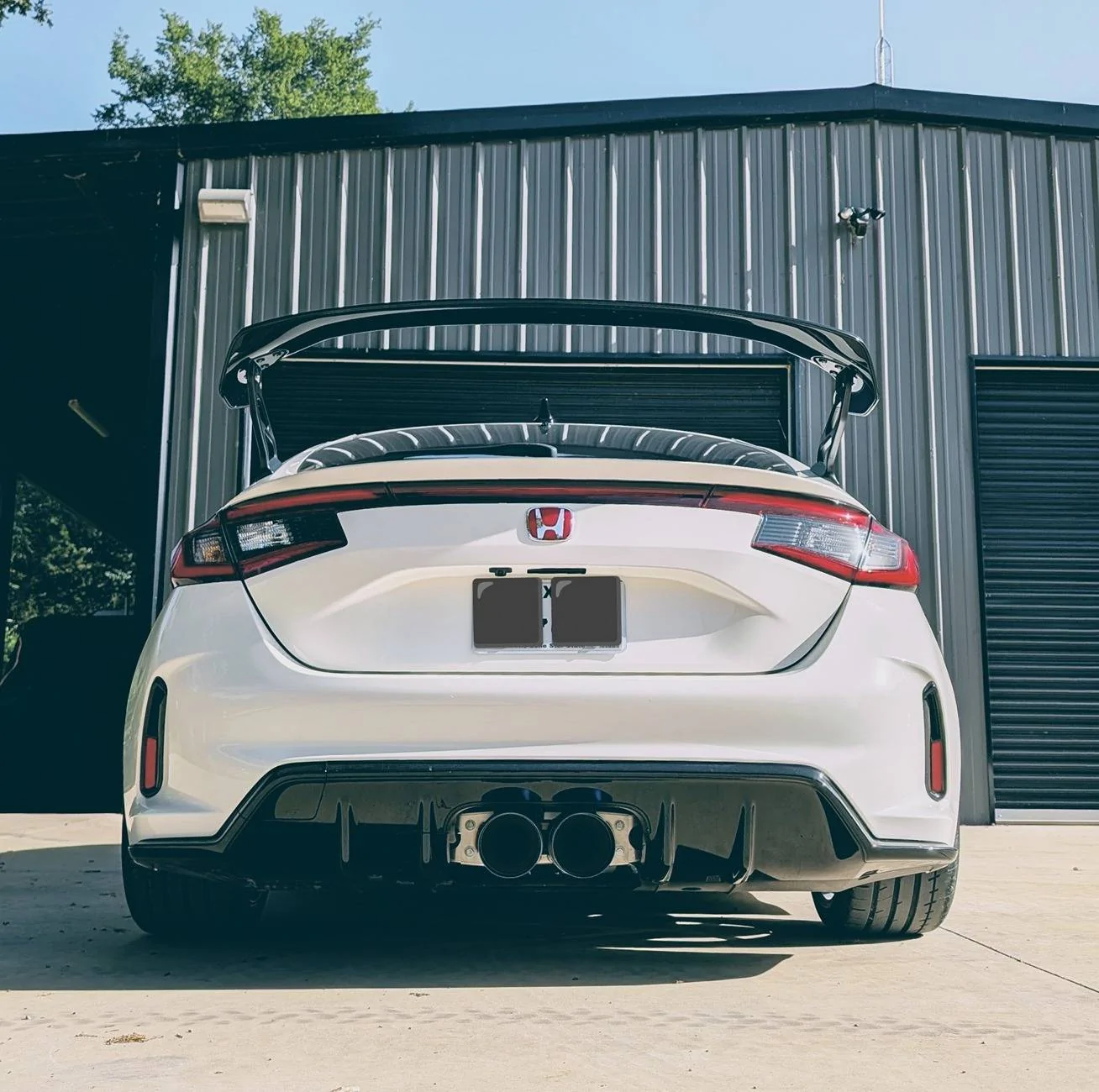 11th Gen Honda Civic CTR vs Type S PXL_20250514_140139621.MP~5