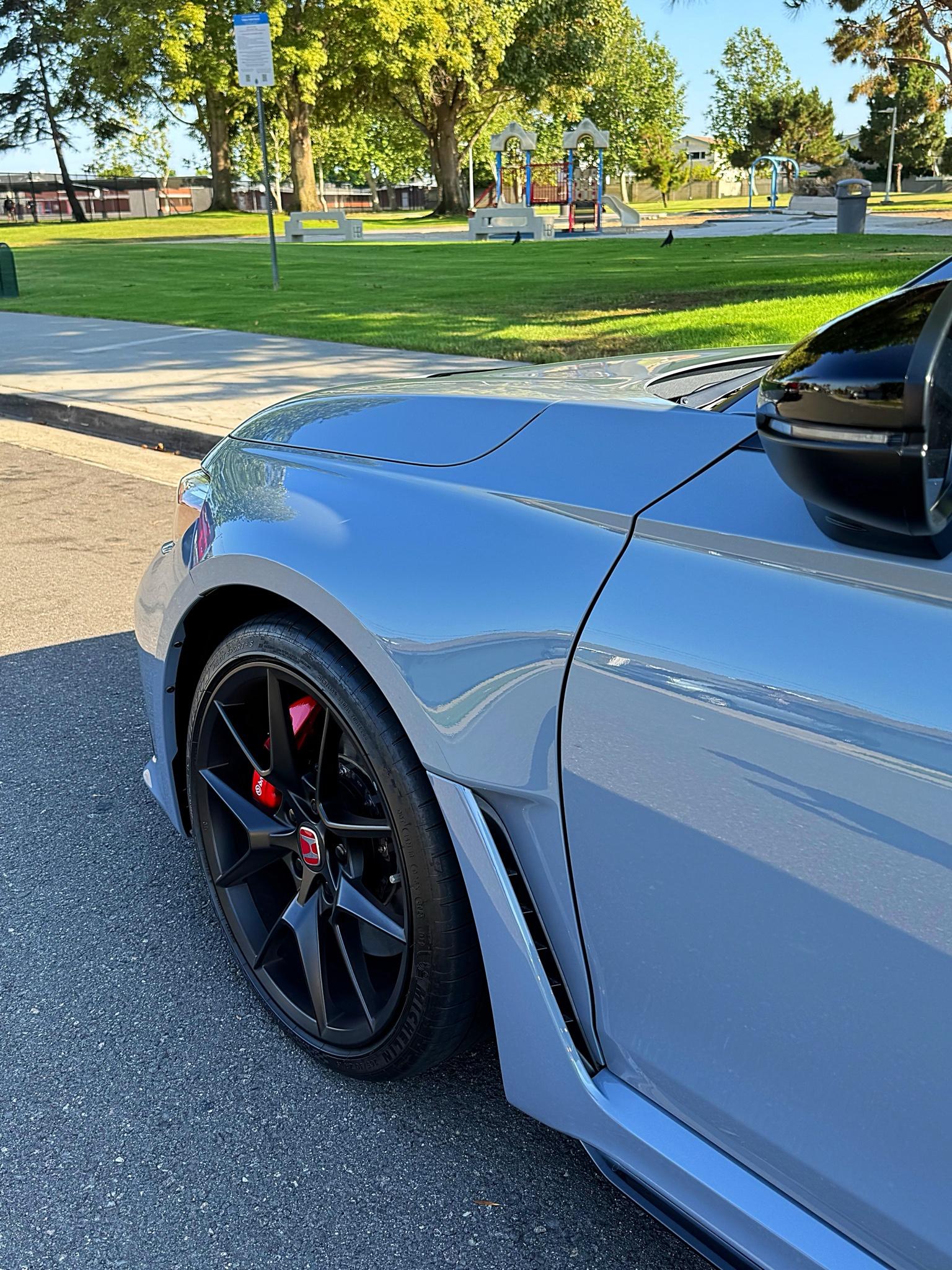 11th Gen Honda Civic Official SONIC GRAY PEARL FL5 Type R Photos Thread qvAO6vS