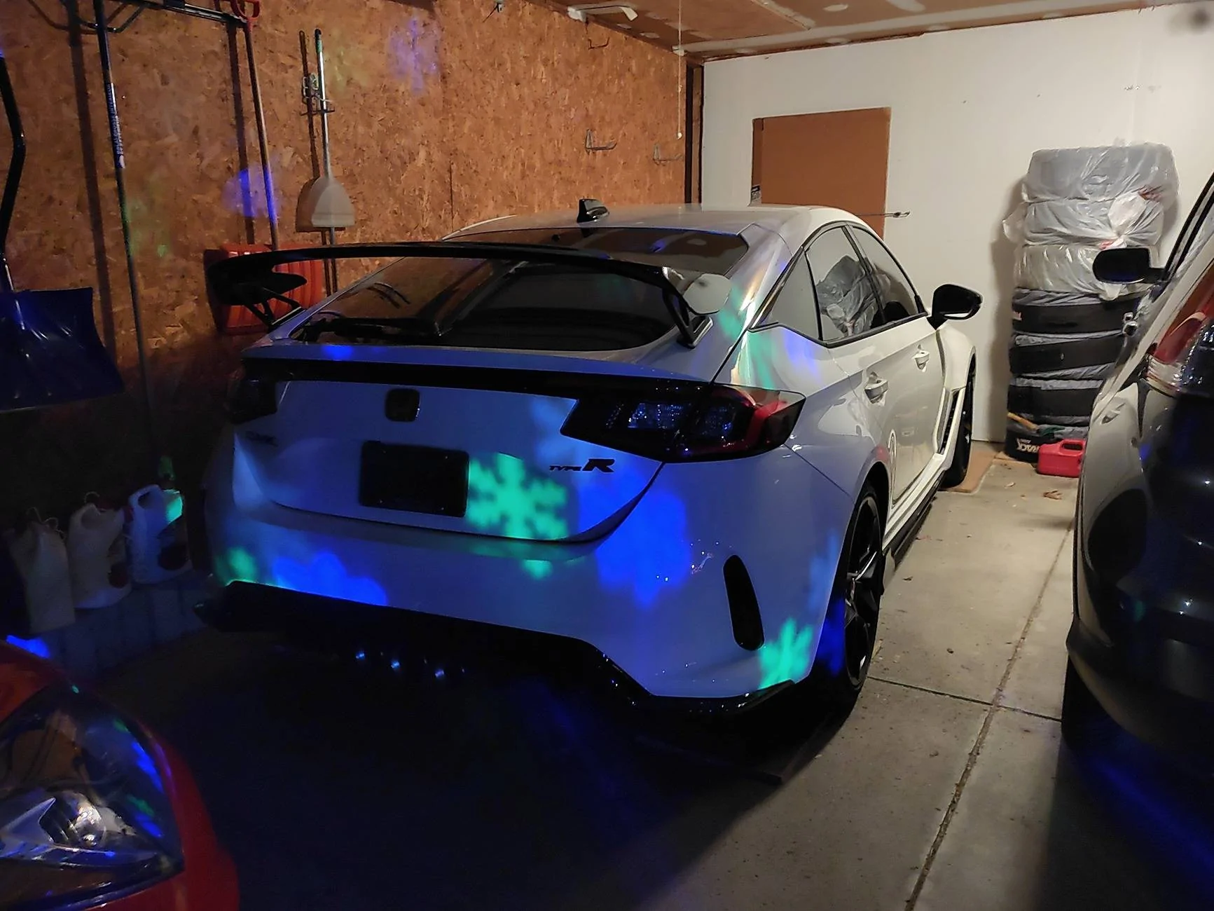 11th Gen Honda Civic Holiday snow pic R xmas lights