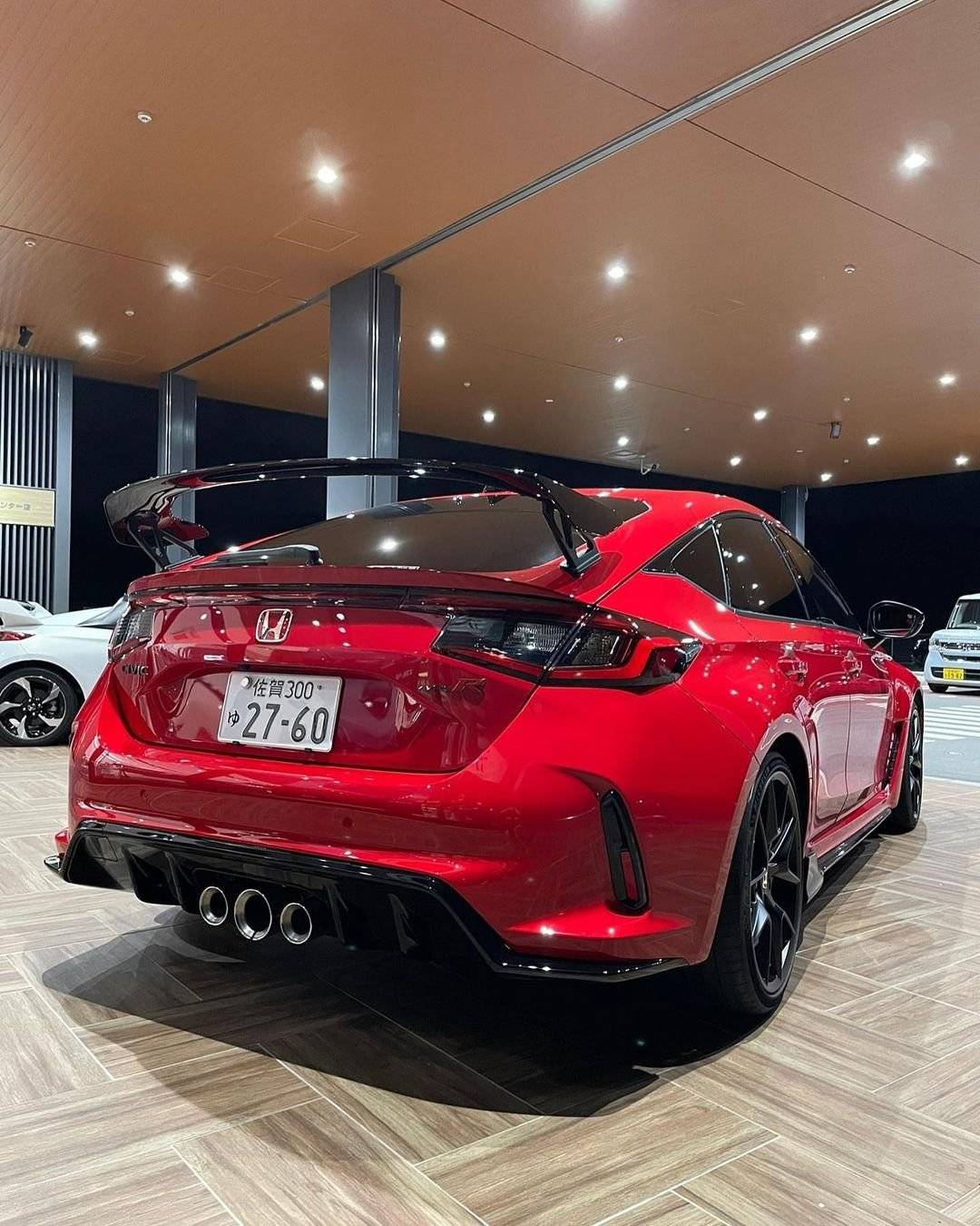 11th Gen Honda Civic Official RALLYE RED FL5 Type R Photos Thread rallye-red-civic-type-r-5-