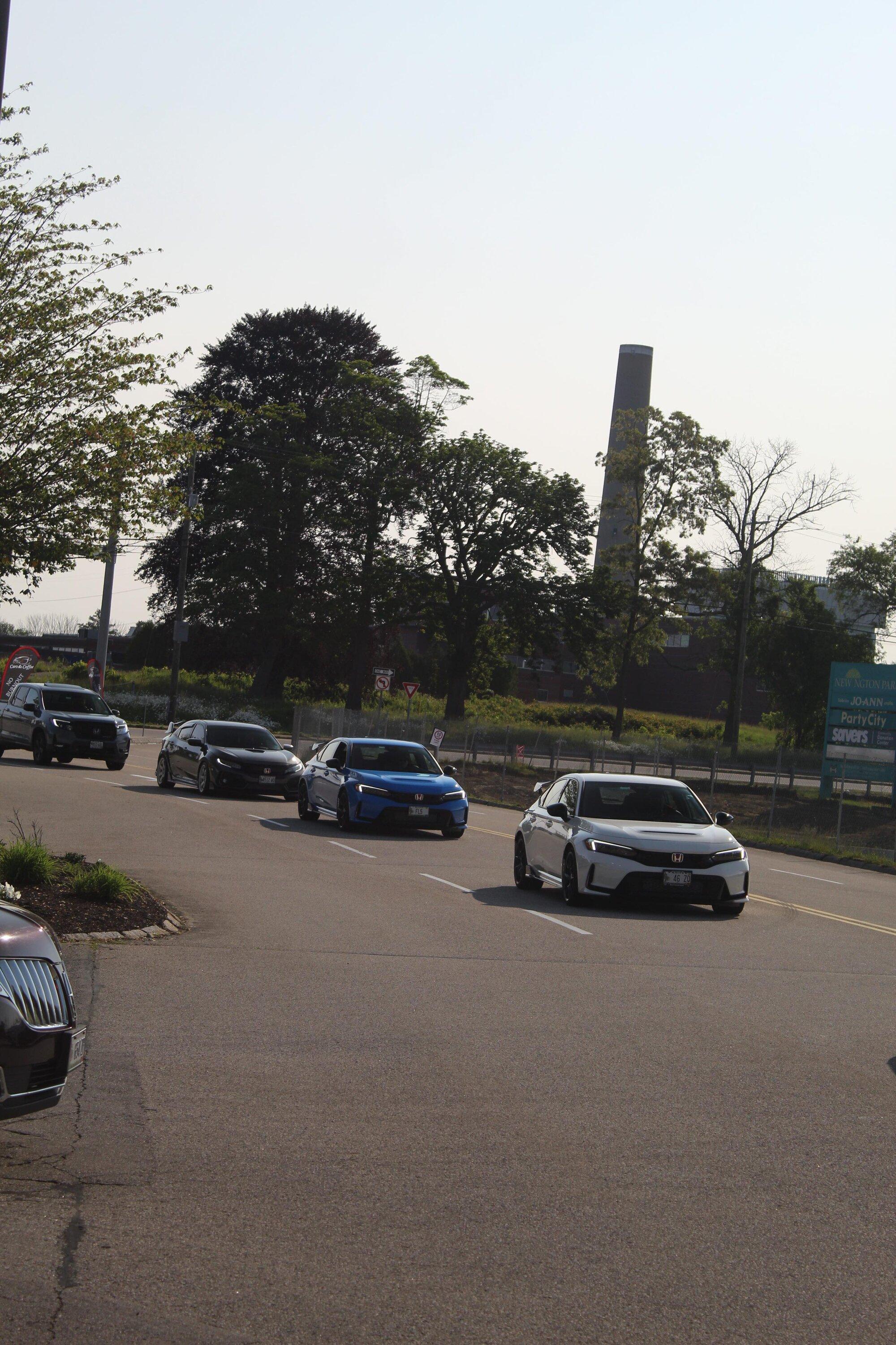 11th Gen Honda Civic Official SONIC GRAY PEARL FL5 Type R Photos Thread received_533425115502833