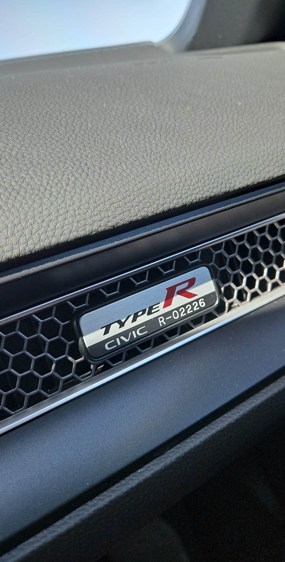 11th Gen Honda Civic Considering selling my FL5 (Santa Clarita, CA) received_929290775070737