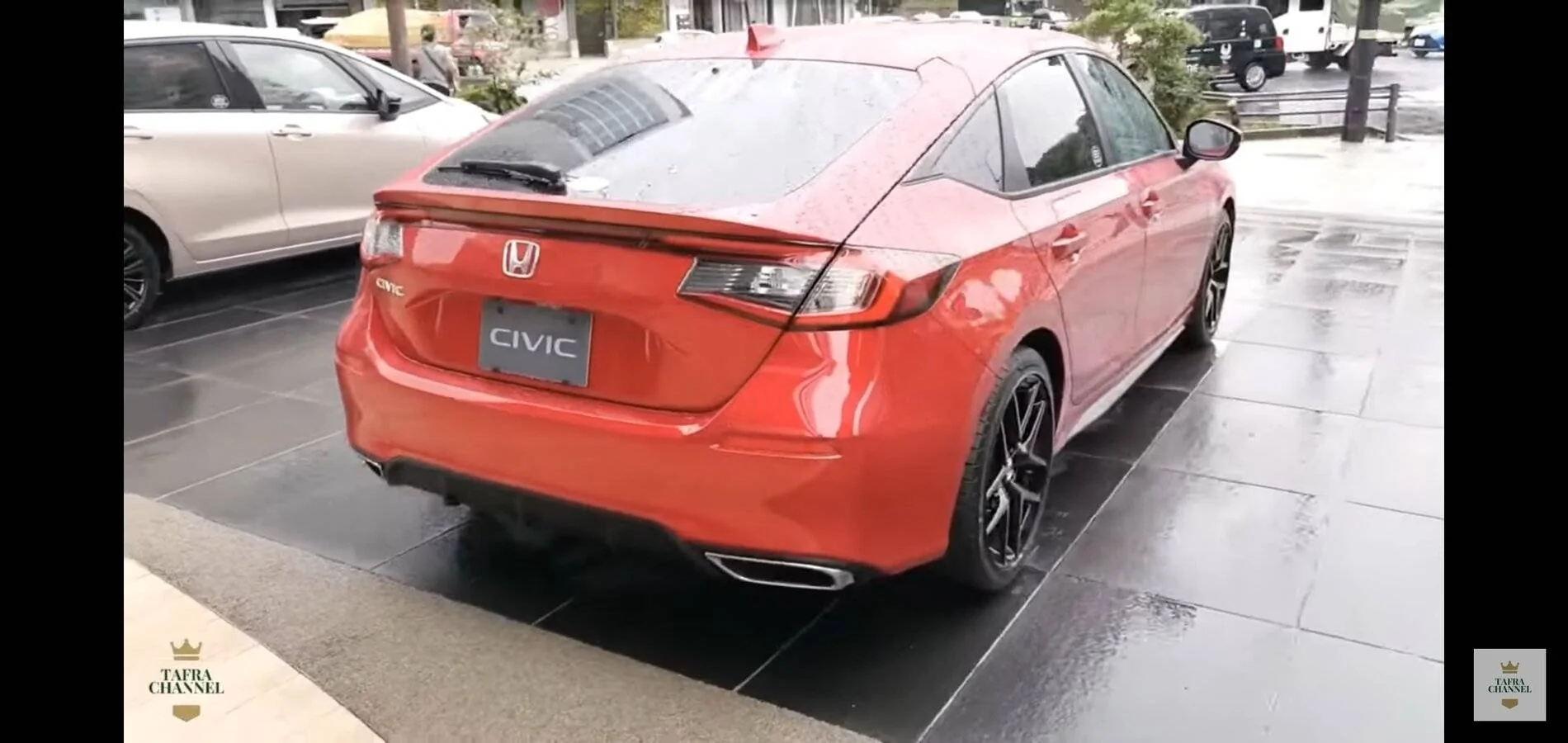 11th Gen Honda Civic 11th Gen Civic Hatchback in Rallye Red Screenshot_20210820-123205_YouTu