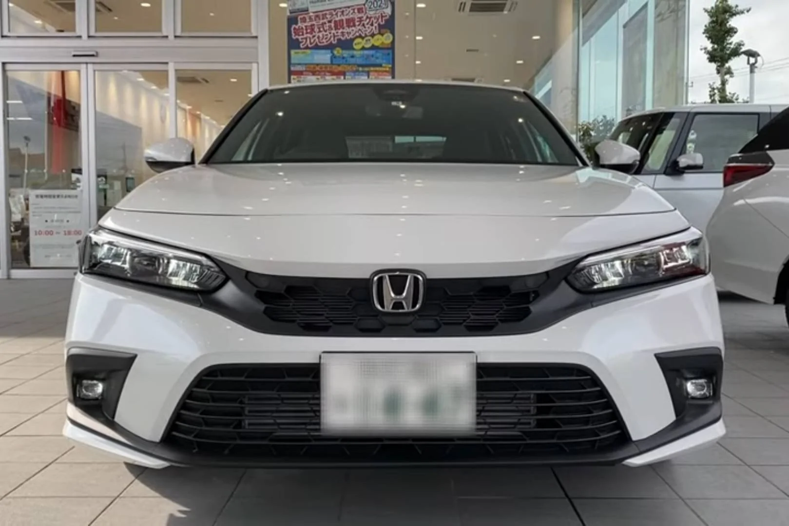 11th Gen Honda Civic 2022 Civic Hatchback Platinum White Screenshot_20210909-124511_YouTube-01