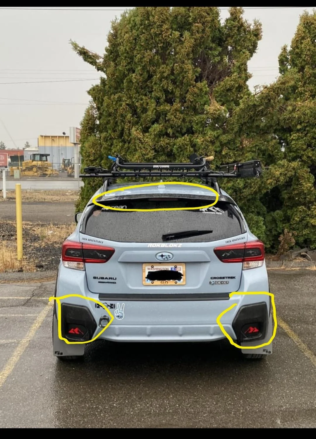 11th Gen Honda Civic Fl5 rear reminds me of Toyota CHR SUV Screenshot_20240218_142709_Gallery