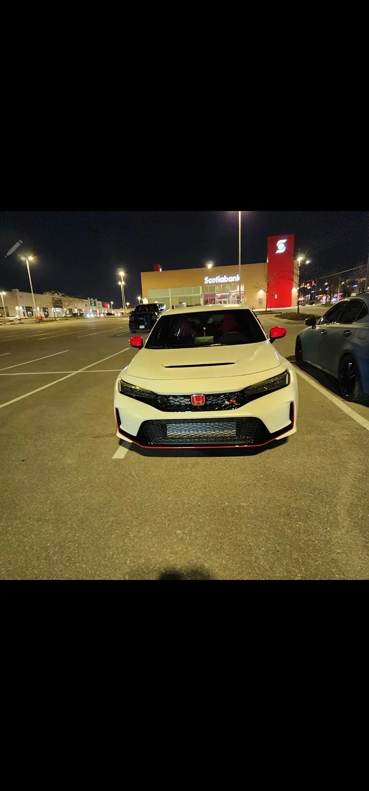 11th Gen Honda Civic Red Pin Stripes Screenshot_20240427_140838_Photos