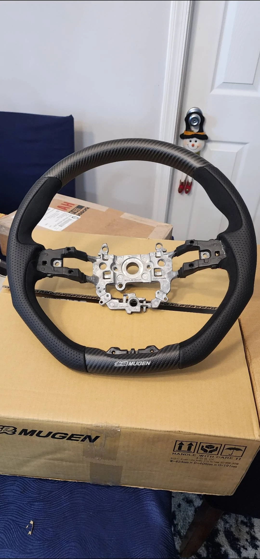11th Gen Honda Civic Mugen Steering Wheel Screenshot_20241207_225539_Photos