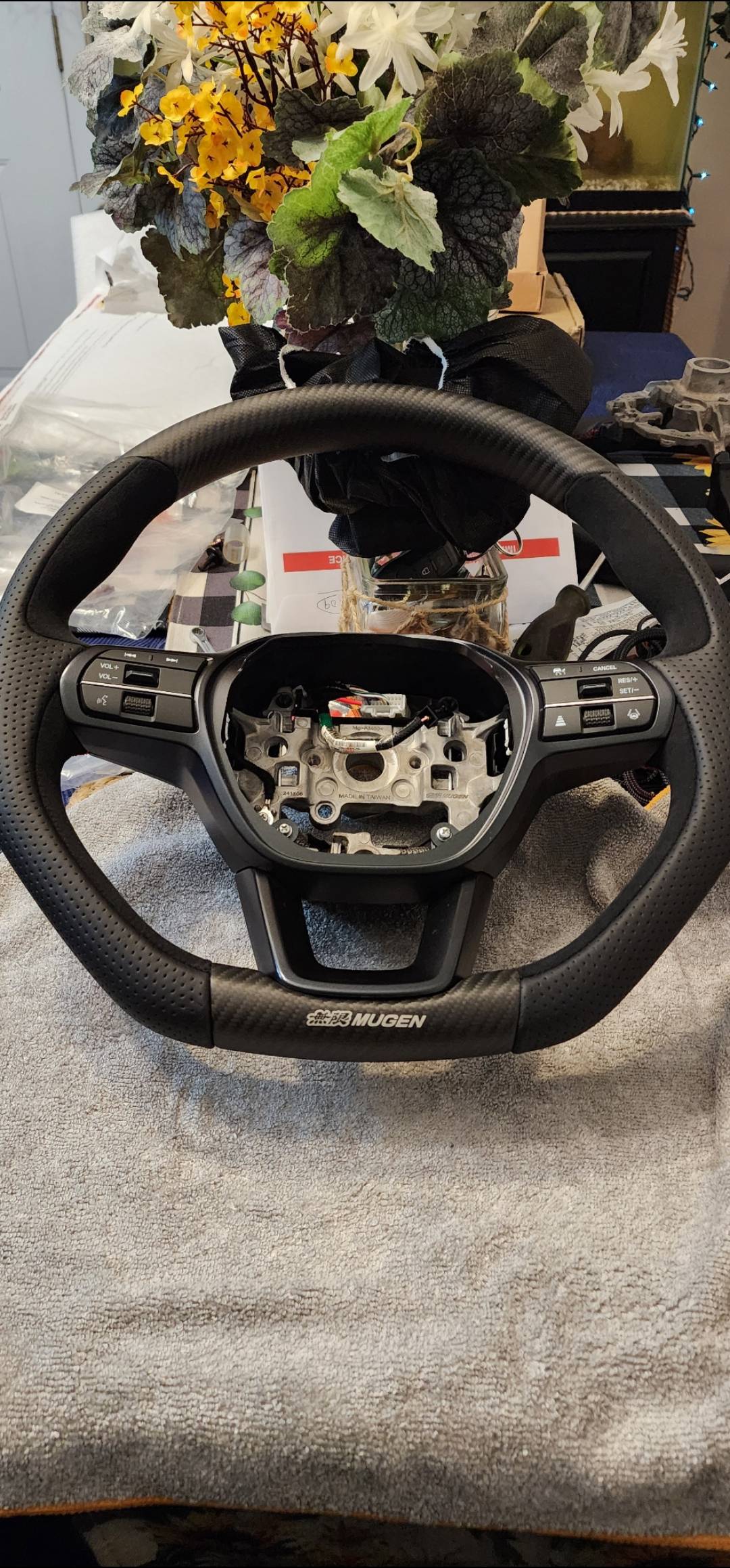 11th Gen Honda Civic Mugen Steering Wheel Screenshot_20241207_225659_Photos
