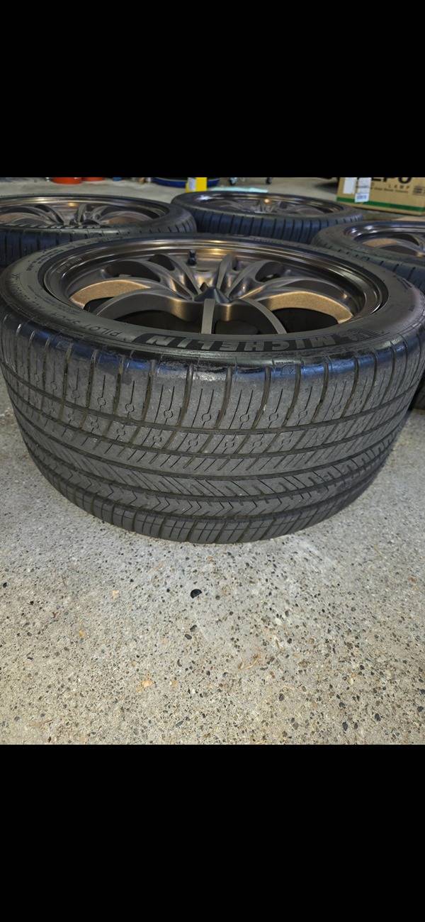 11th Gen Honda Civic Mugen MF10 with Michelin AS4 tires Screenshot_20250405_182242_Gallery