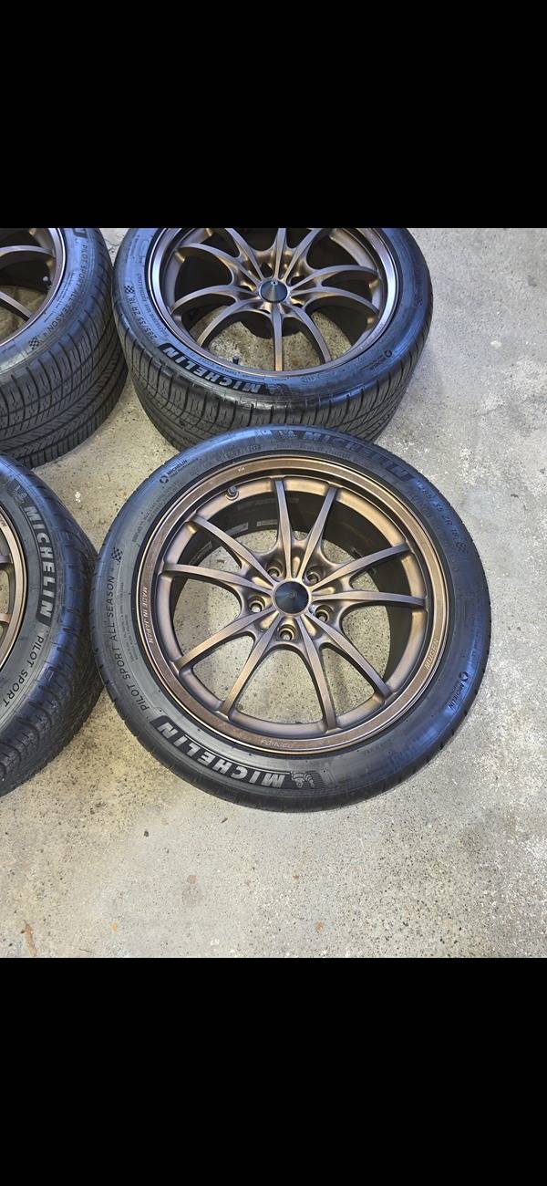 11th Gen Honda Civic Mugen MF10 with Michelin AS4 tires Screenshot_20250405_182300_Gallery