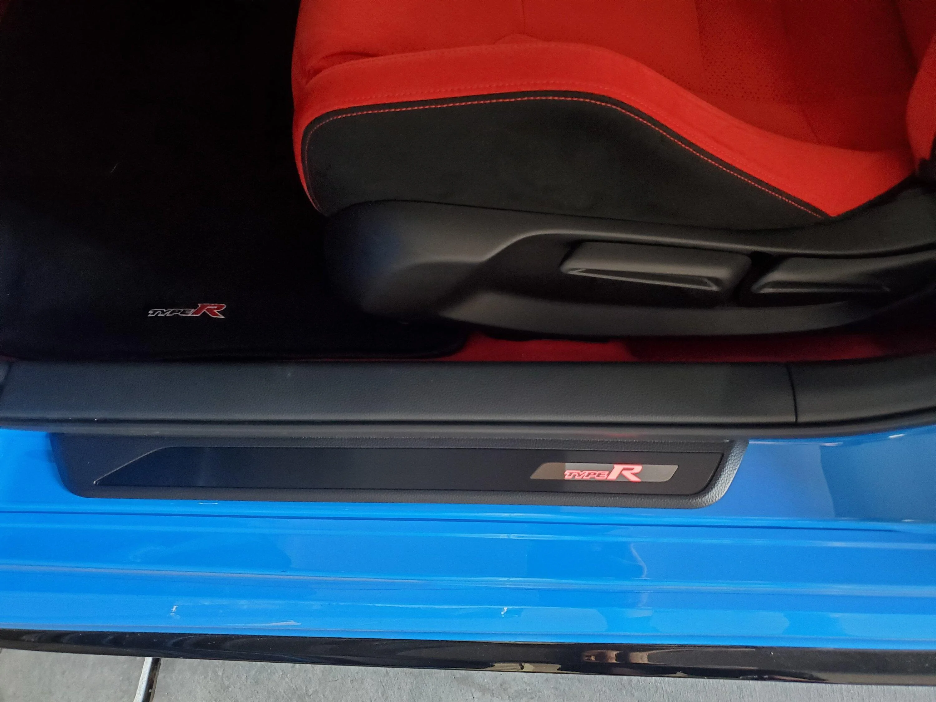 11th Gen Honda Civic What did you do to your FL5 today? side1