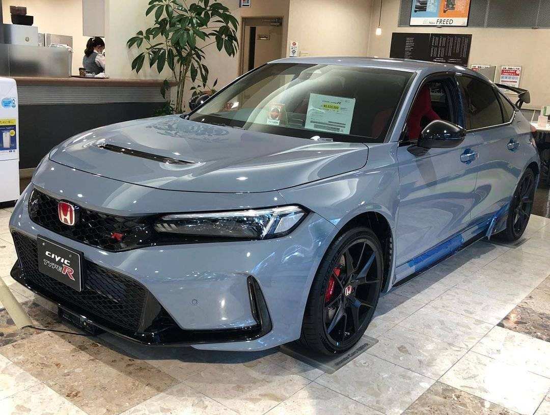 11th Gen Honda Civic Official SONIC GRAY PEARL FL5 Type R Photos Thread sonic-gray-type-r-1-