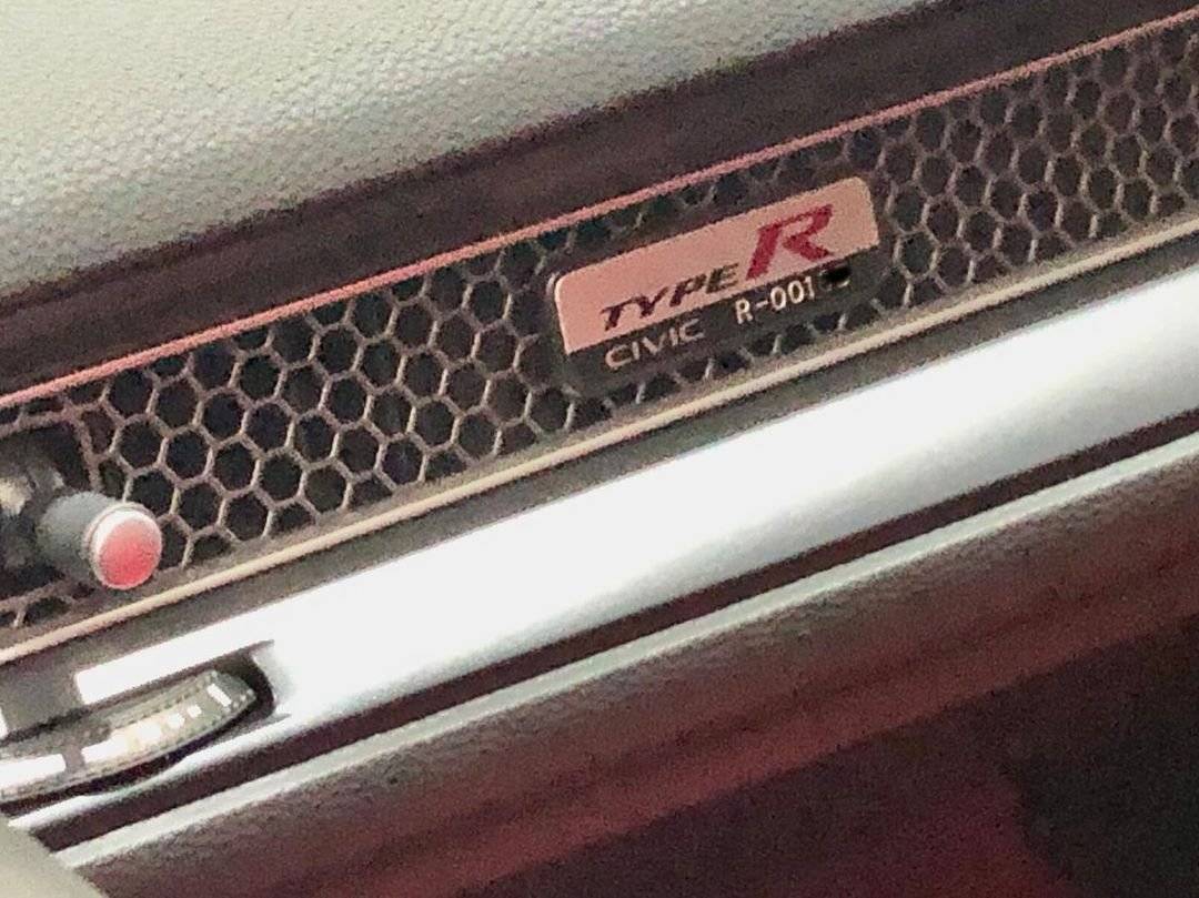 11th Gen Honda Civic Official SONIC GRAY PEARL FL5 Type R Photos Thread sonic-gray-type-r-7-