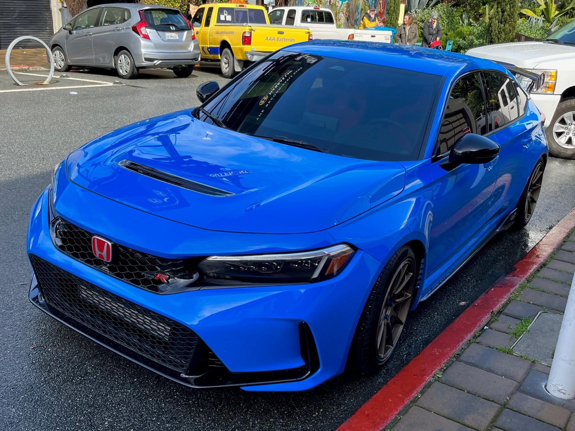 11th Gen Honda Civic Official BOOST BLUE FL5 Type R Photos Thread T712
