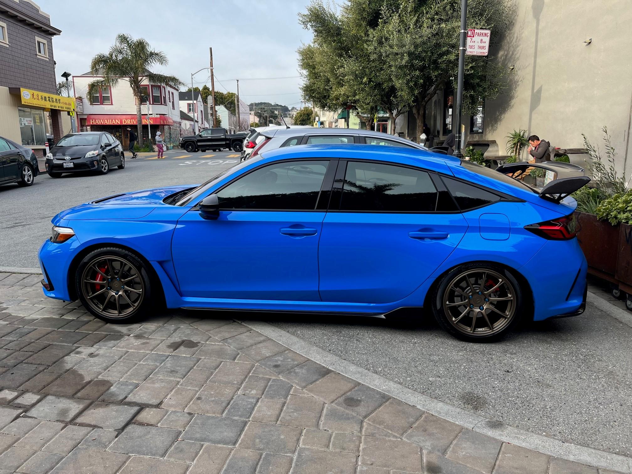 11th Gen Honda Civic Official BOOST BLUE FL5 Type R Photos Thread T73