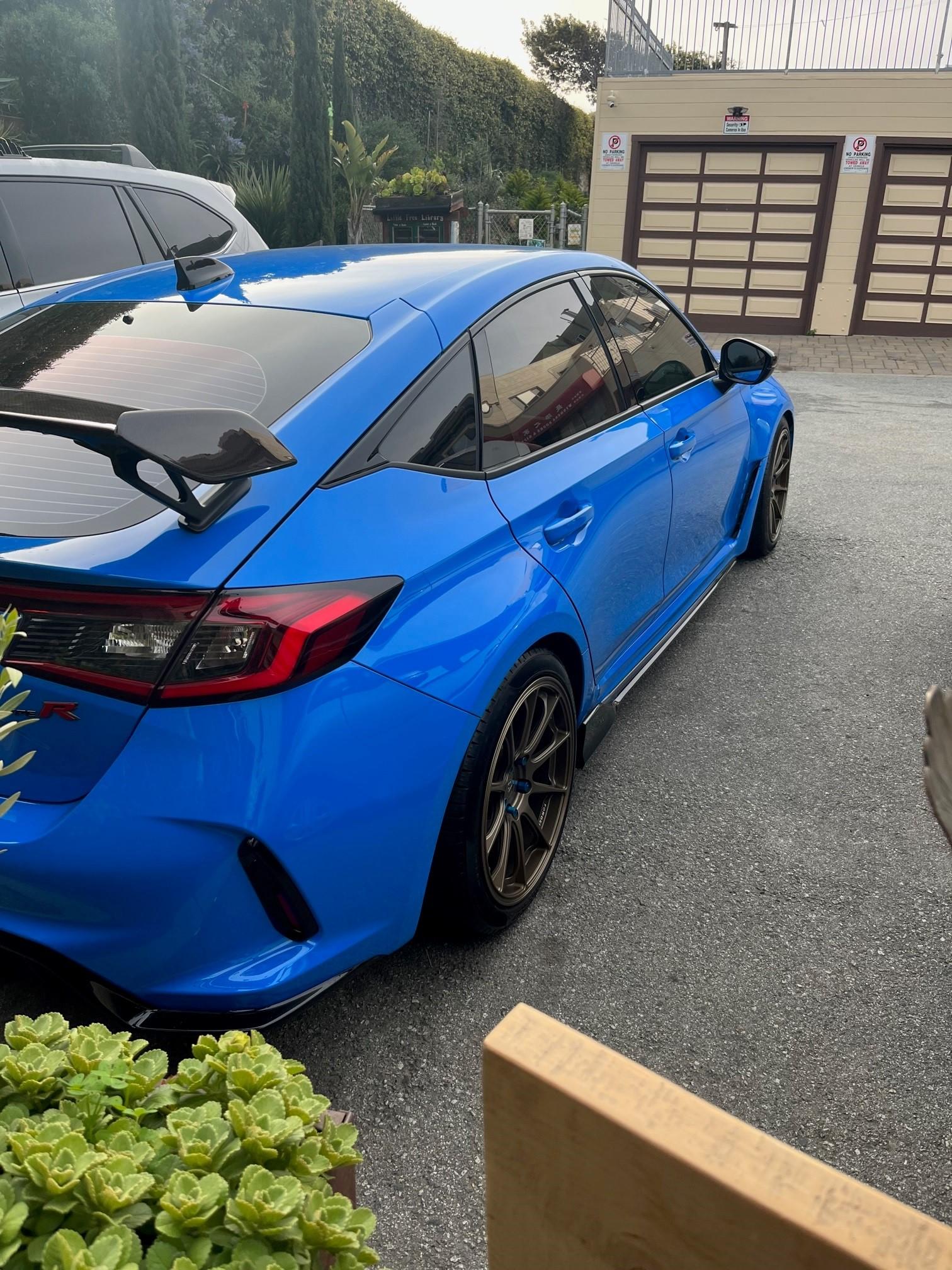 11th Gen Honda Civic Official BOOST BLUE FL5 Type R Photos Thread T74
