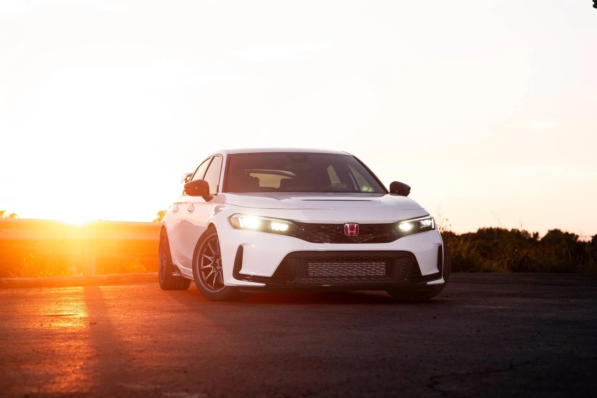 11th Gen Honda Civic Official CHAMPIONSHIP WHITE FL5 Type R Photos Thread tiff