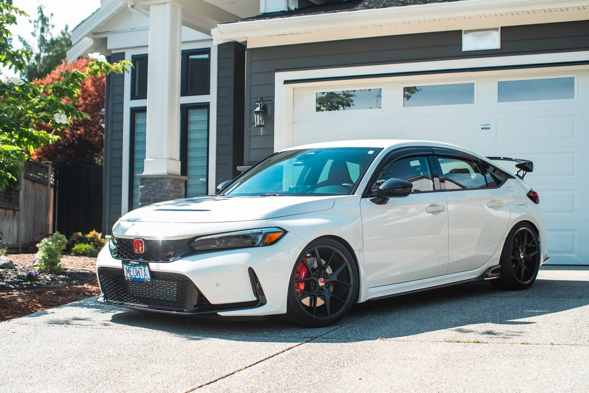 11th Gen Honda Civic Official CHAMPIONSHIP WHITE FL5 Type R Photos Thread TvLVdBn