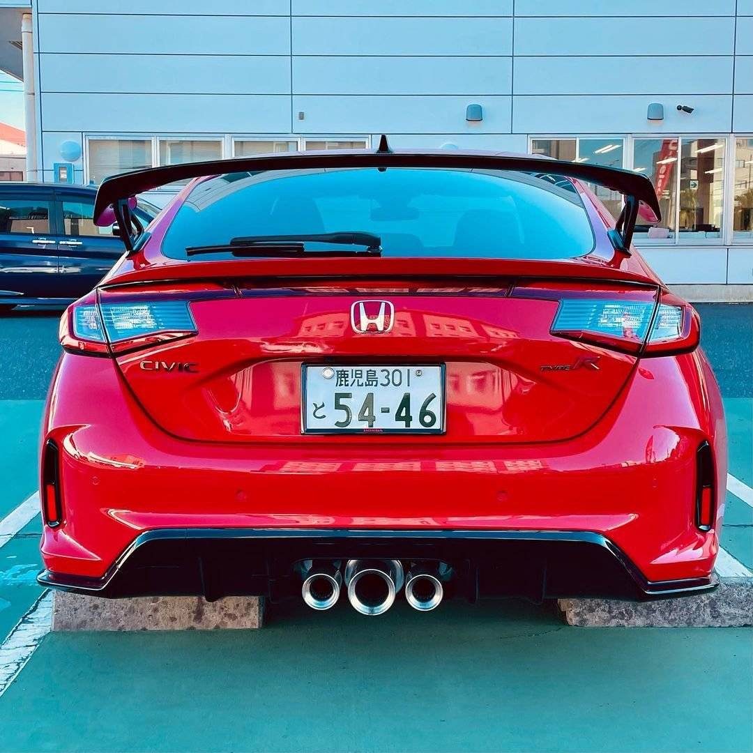 11th Gen Honda Civic Official RALLYE RED FL5 Type R Photos Thread type-r-rallye-red-4-