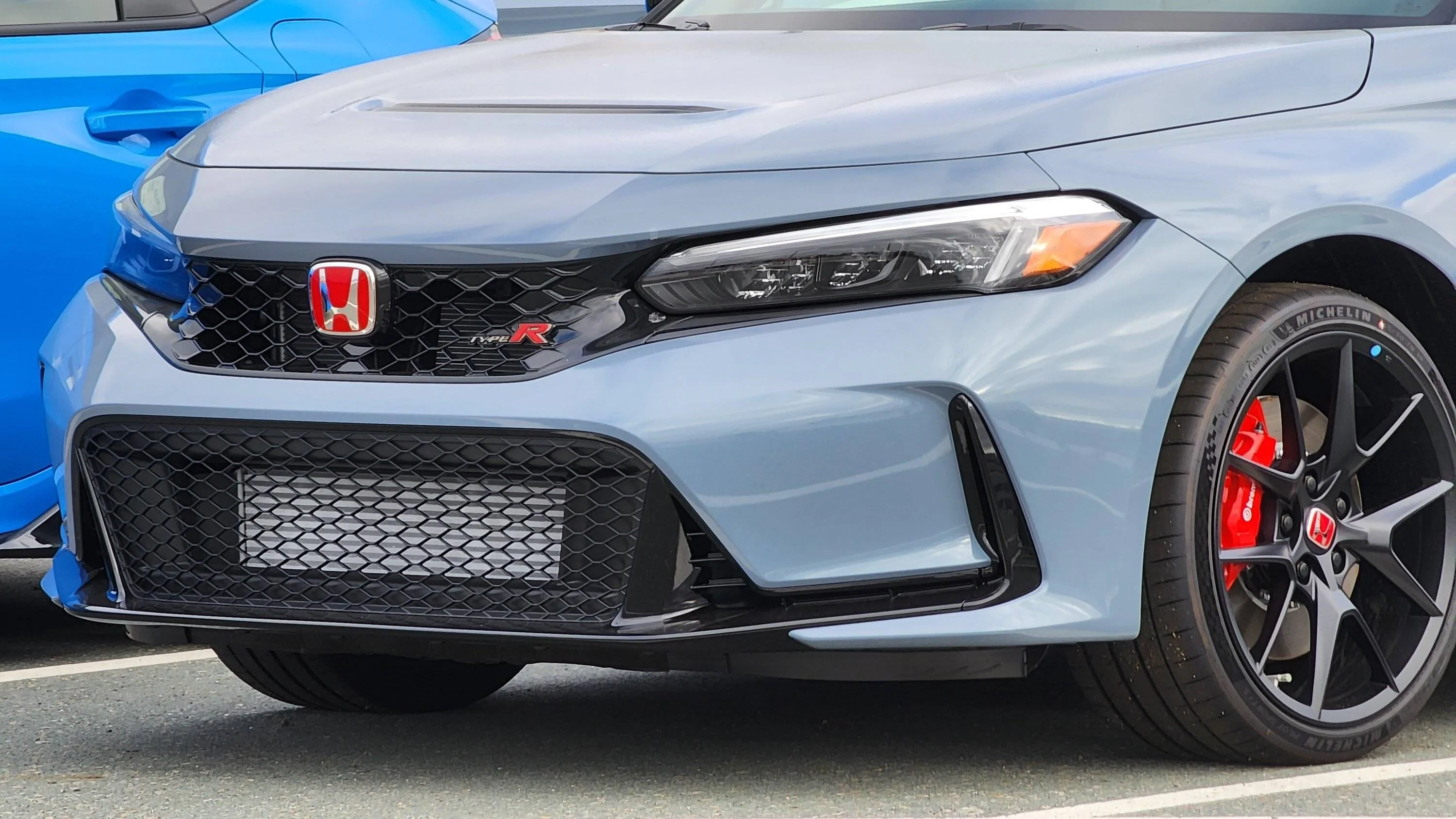 11th Gen Honda Civic Photos: ~100 FL5 Civic Type R unloaded at the Richmond port! tzyzuruiufr91