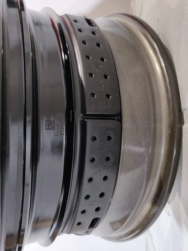 11th Gen Honda Civic Interesting inserts on inside of rim on the new Civics velgen2