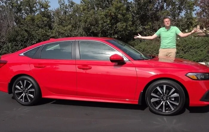 Doug DeMuro Reviews the 2022 Honda Civic Sedan